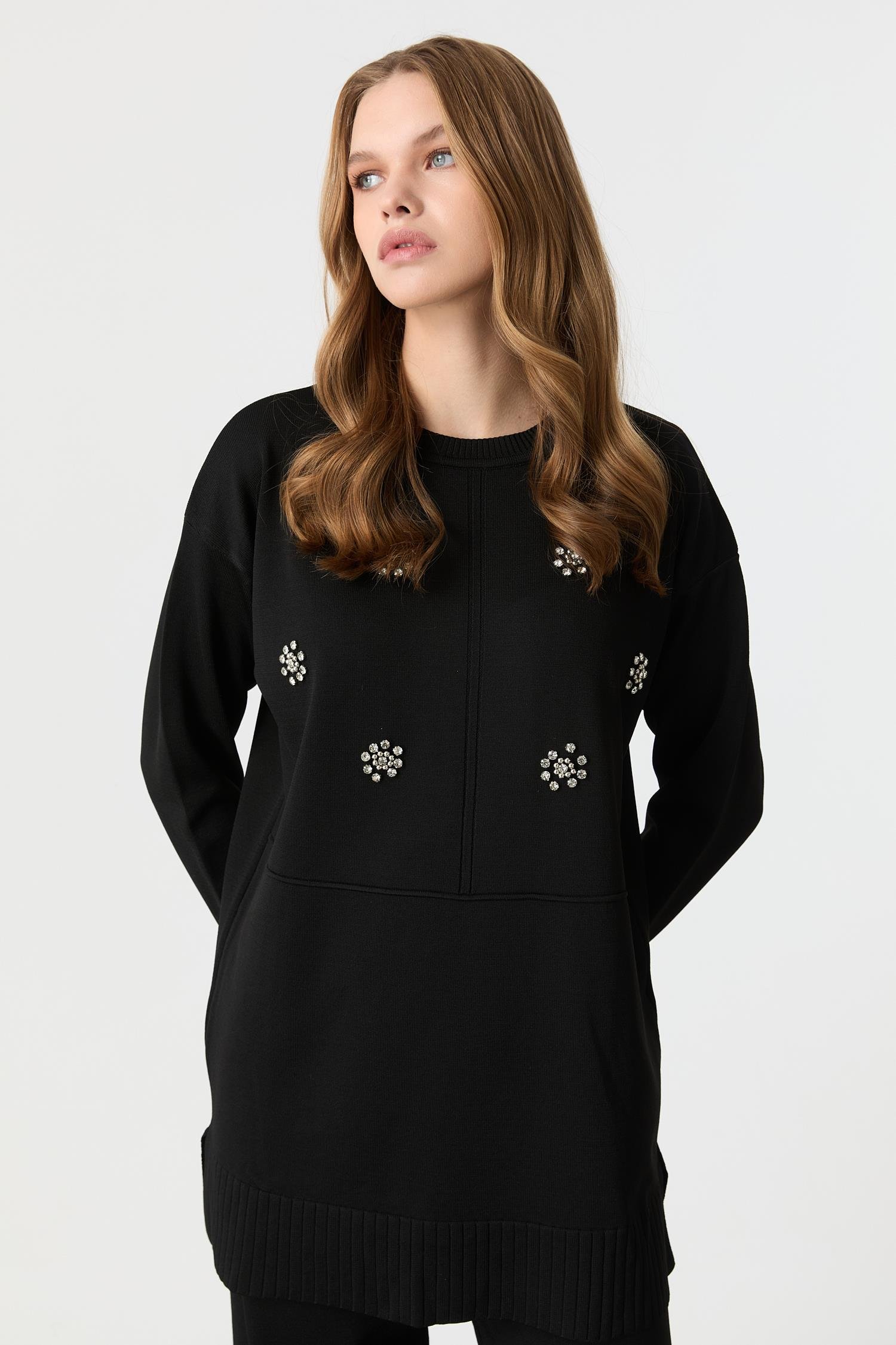 Taş İşleme Detaylı Triko Takım-SİYAH