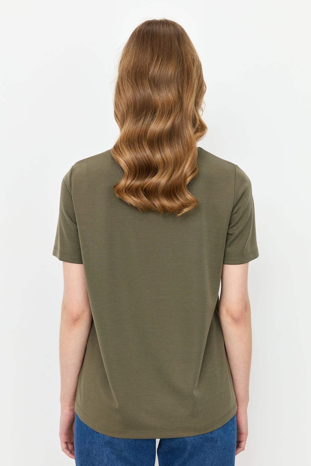 Taş Yazı Detaylı Bluz-HAKİ