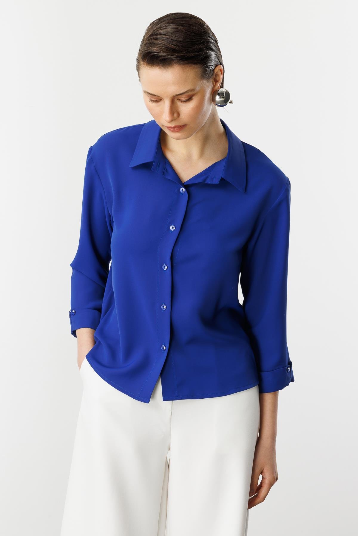 Taşlı Düğme Detaylı Gömlek-SAX