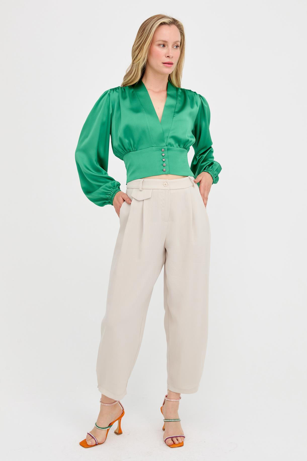 V Yaka Beli Korsajlı Saten Crop - YEŞİL