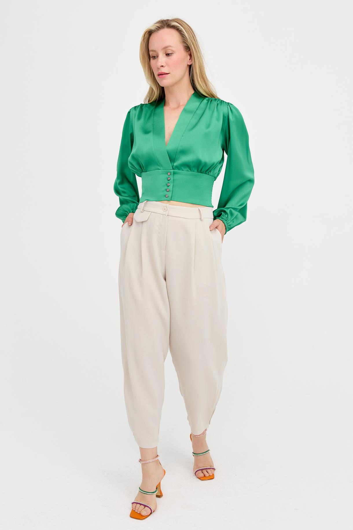 V Yaka Beli Korsajlı Saten Crop - YEŞİL