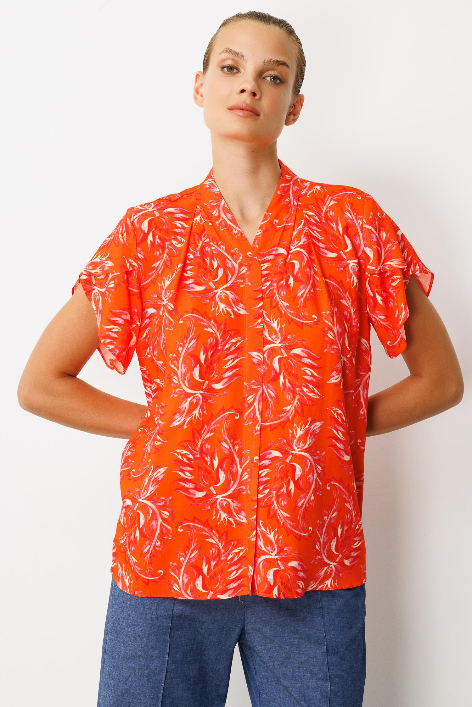 V Yaka Desenli Bluz-KIRMIZI