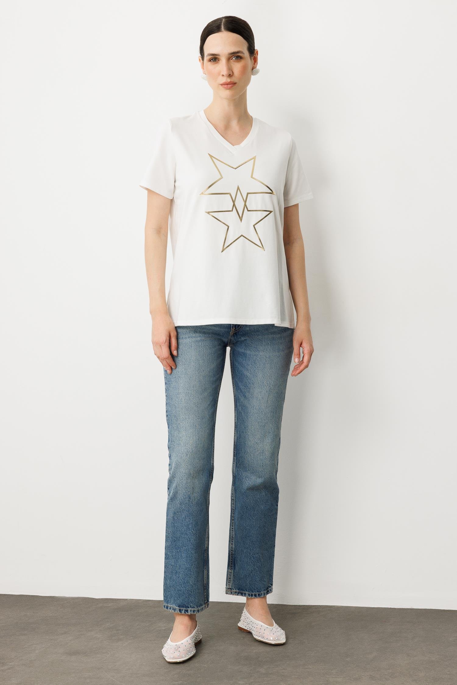 V Yaka Yıldız Baskı Tişört-KEMIK