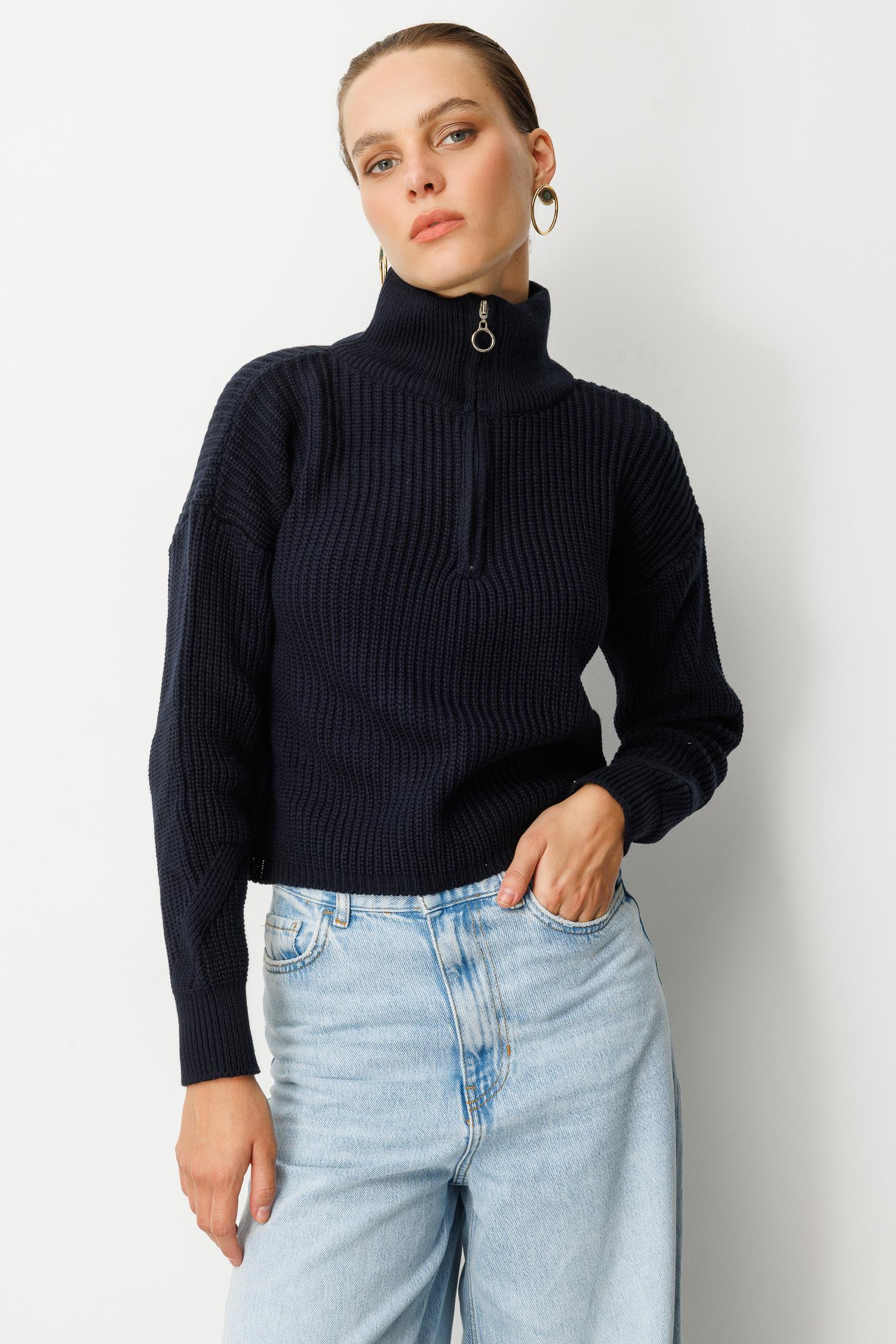 Yakası Fermuarlı Selanik Örgü Triko Kazak-SİYAH