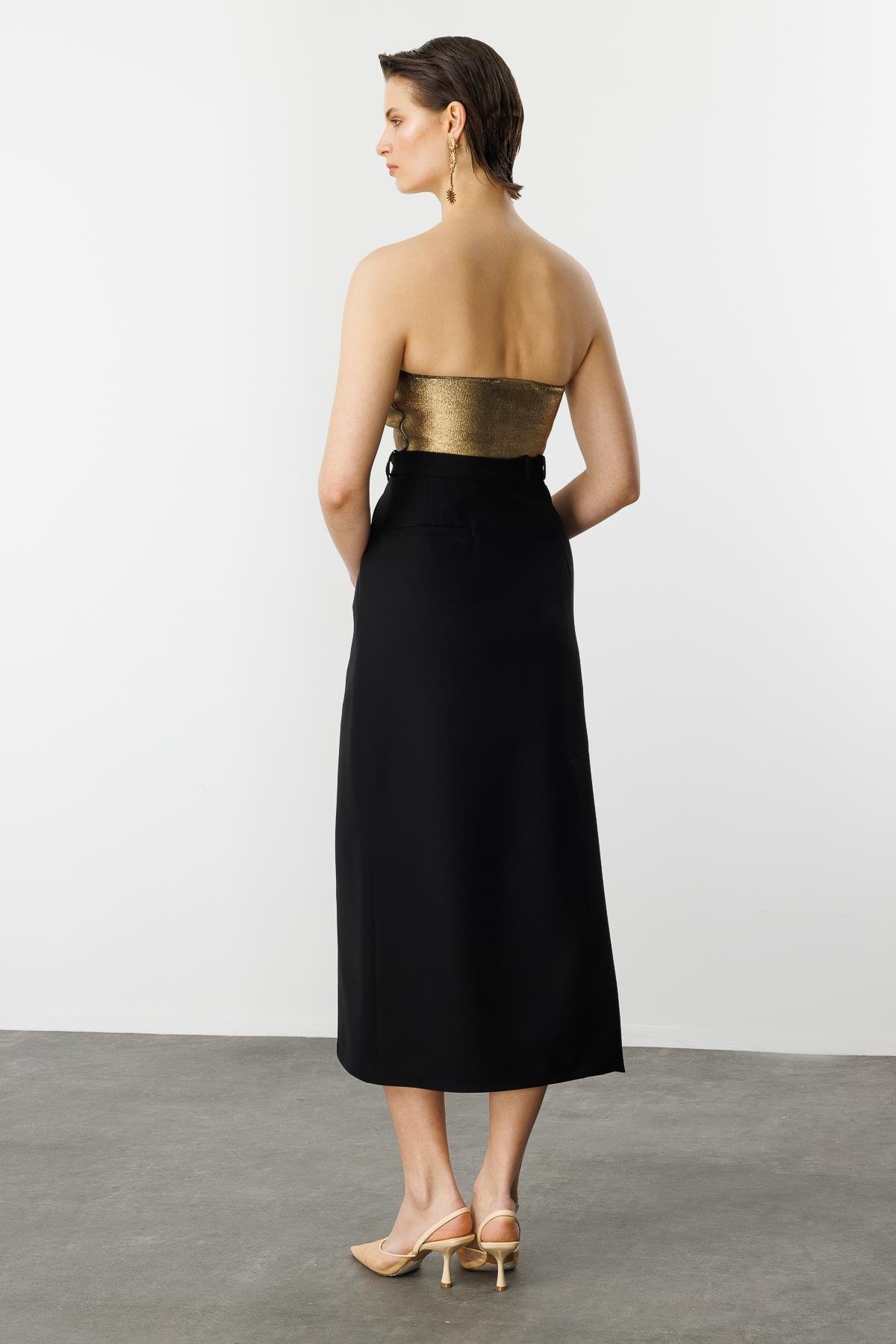 Yandan Yırtmaçlı Hürrem Etek-SİYAH