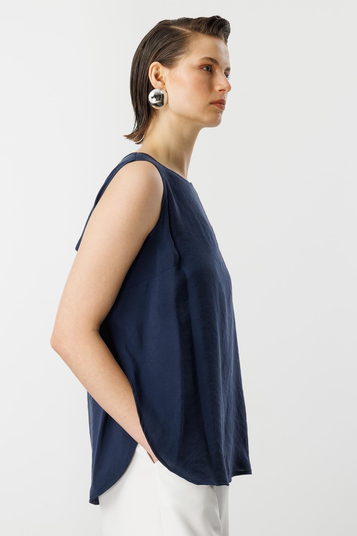 Yırtmaç Detaylı Bluz-LACI