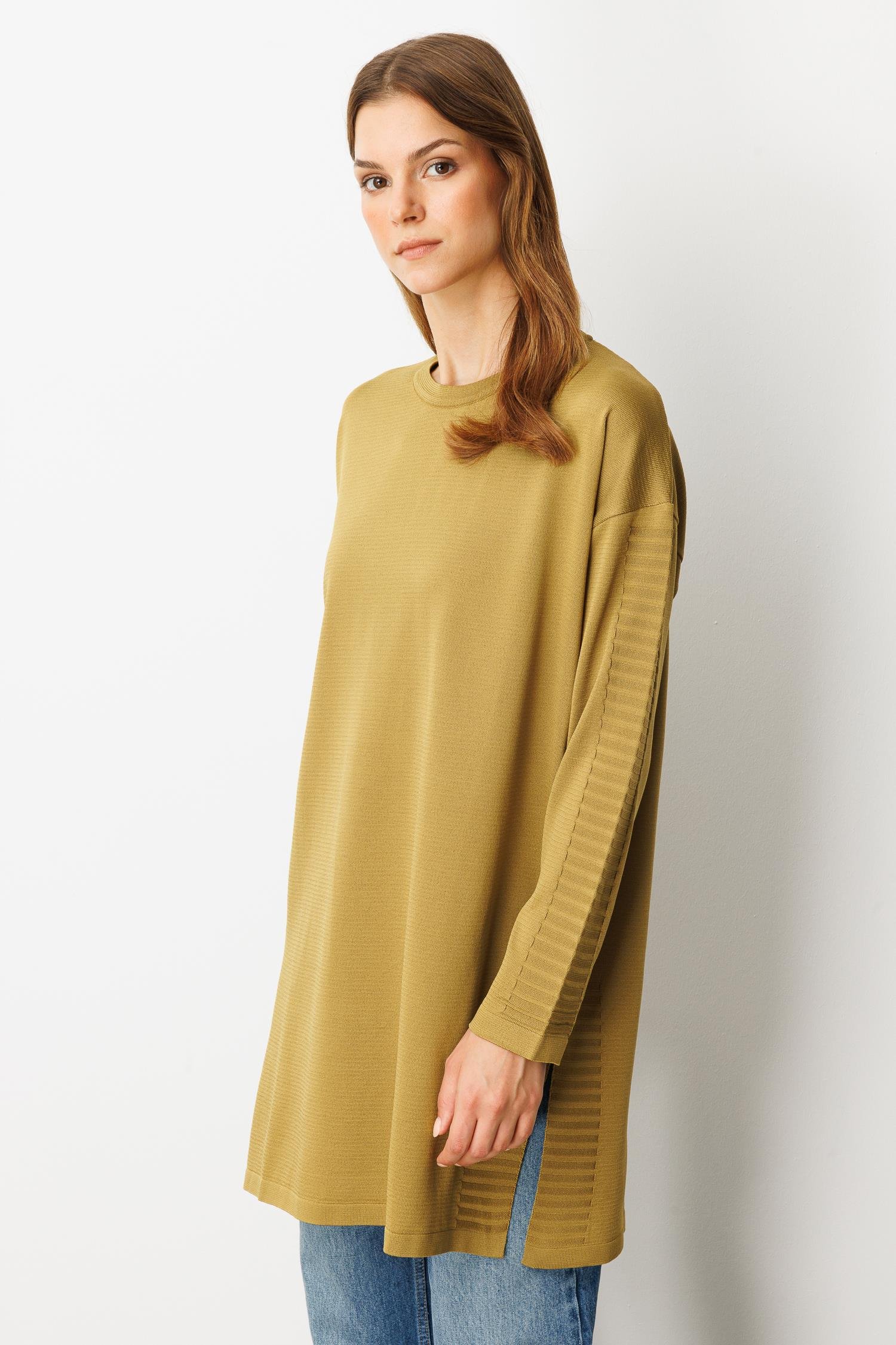 Yırtmaç Detaylı Triko Tunik-Y.YEŞİLİ