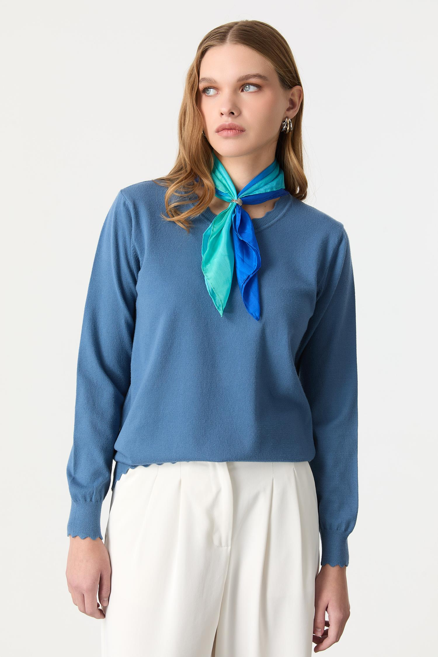 Yuvarlak Yaka Angora Triko Kazak-İNDİGO