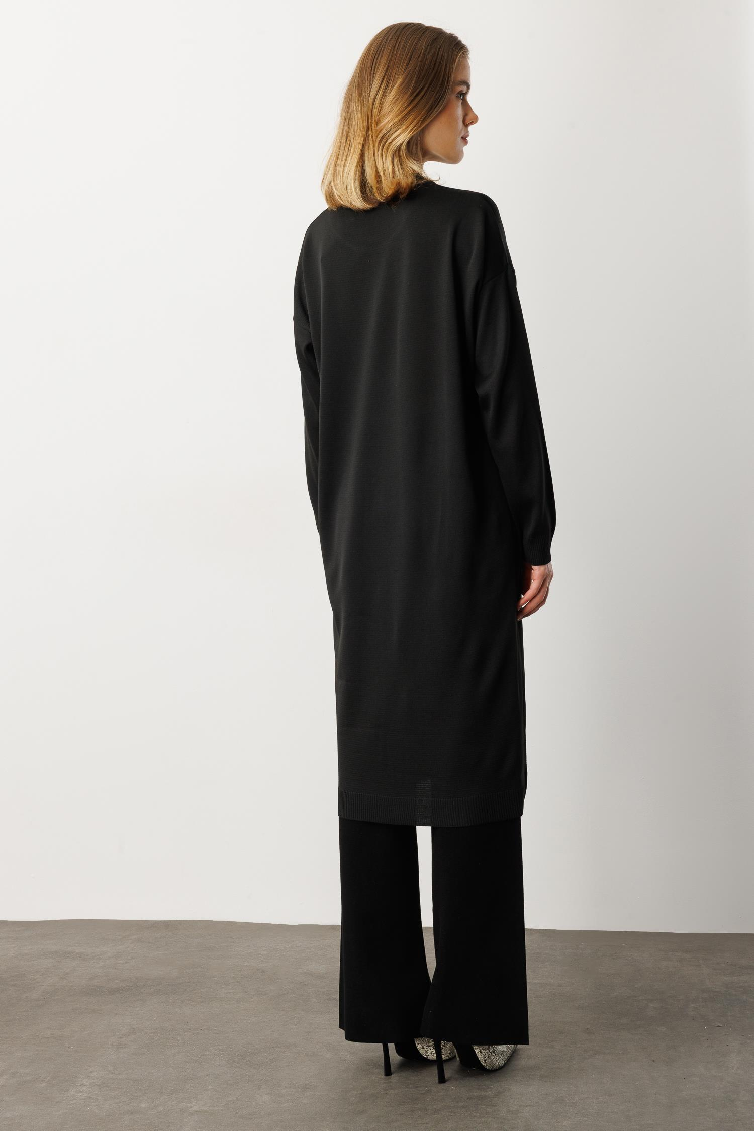 Yuvarlak Yaka Desenli Triko Tunik-SİYAH