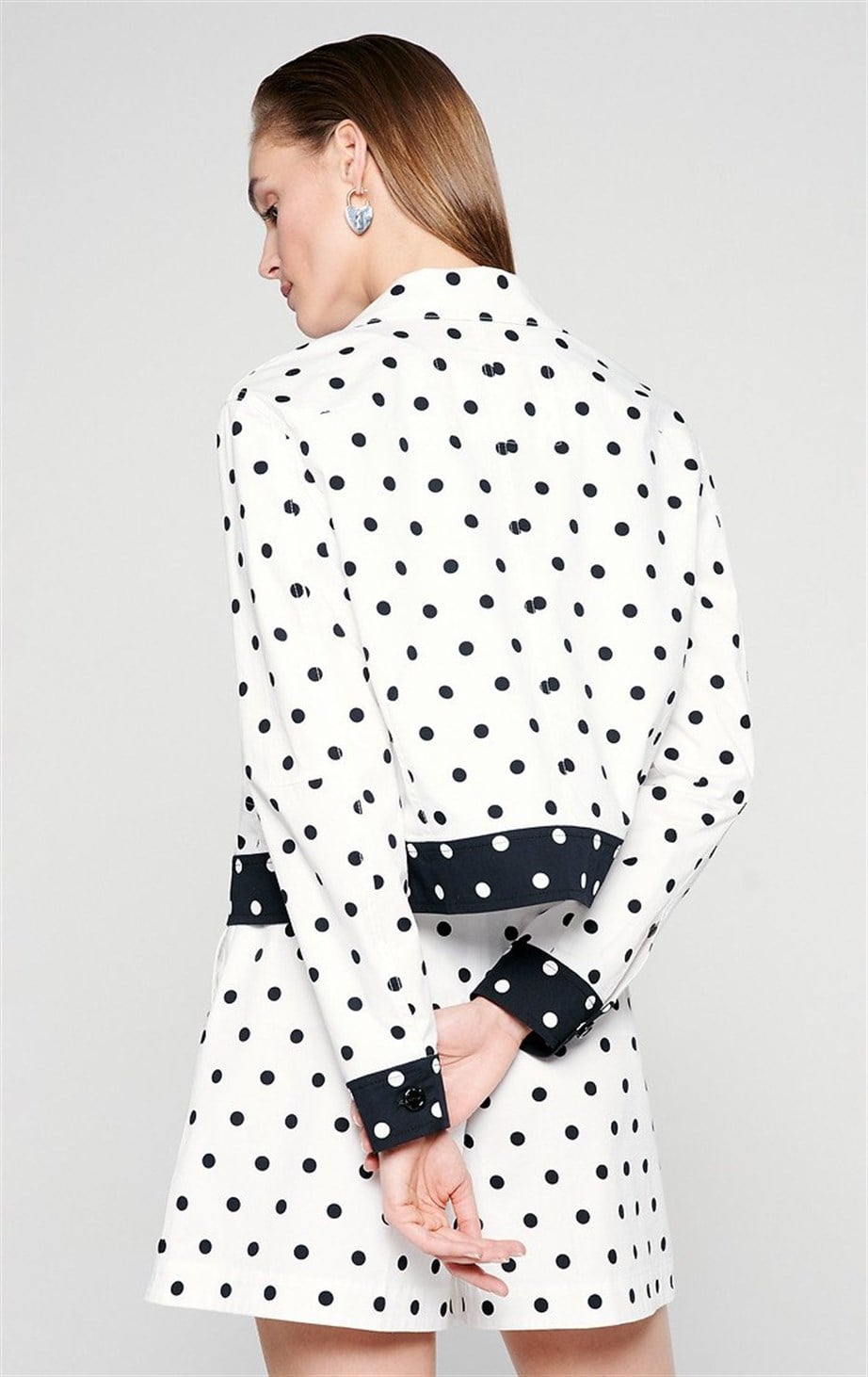 ESCADA  CEKET