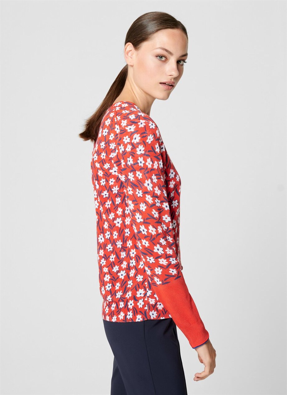 ESCADA  HIRKA