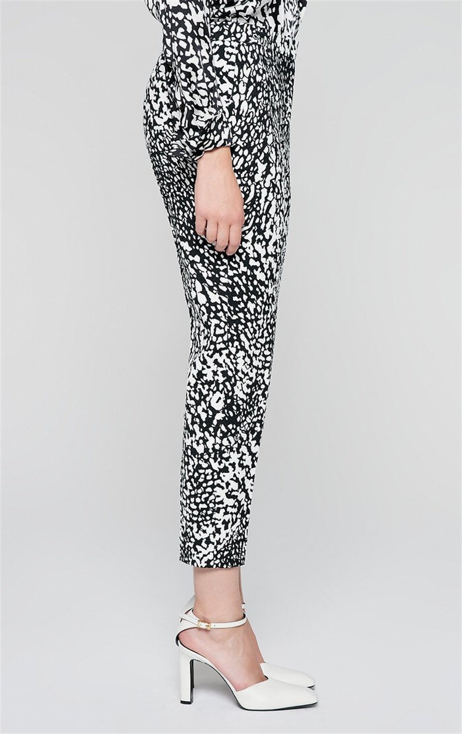 ESCADA  PANTOLON