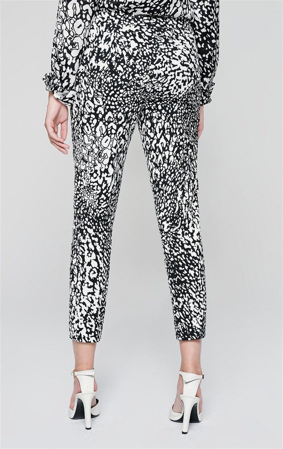 ESCADA  PANTOLON