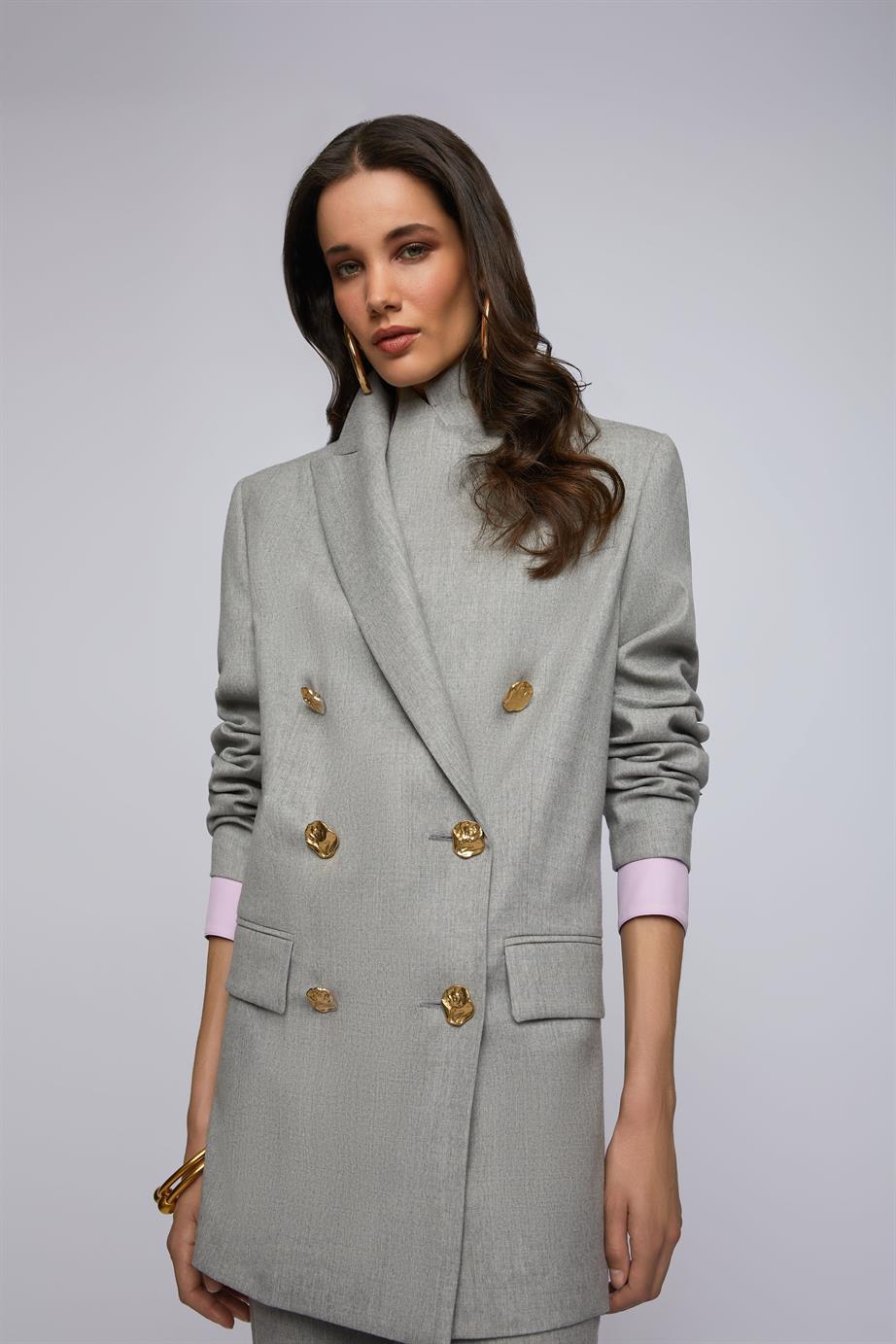 ESCADA  CEKET