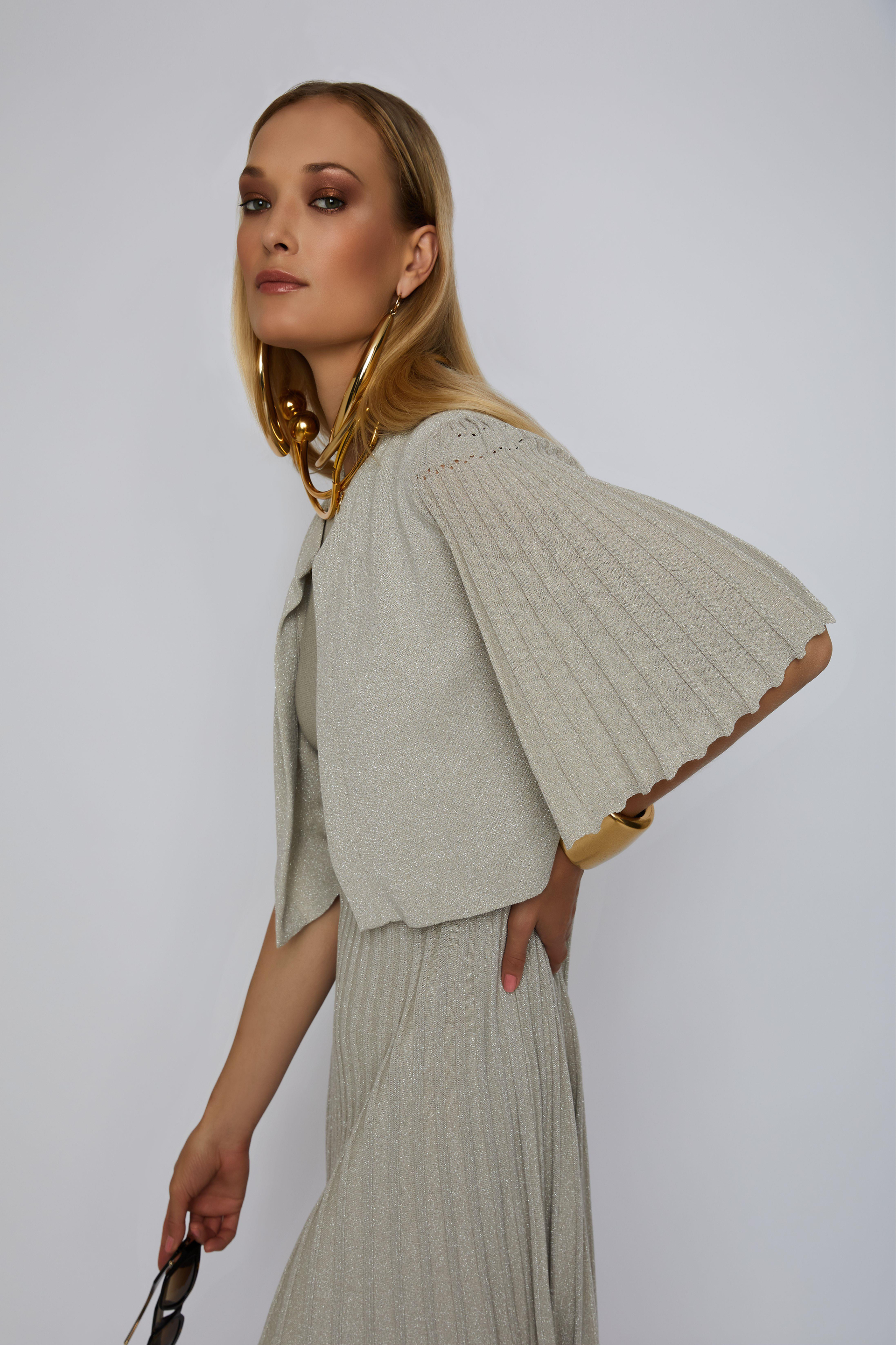 ESCADA  CEKET