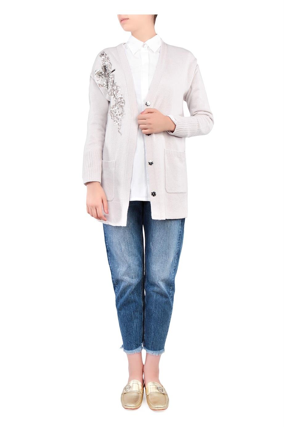 ESCADA  HIRKA