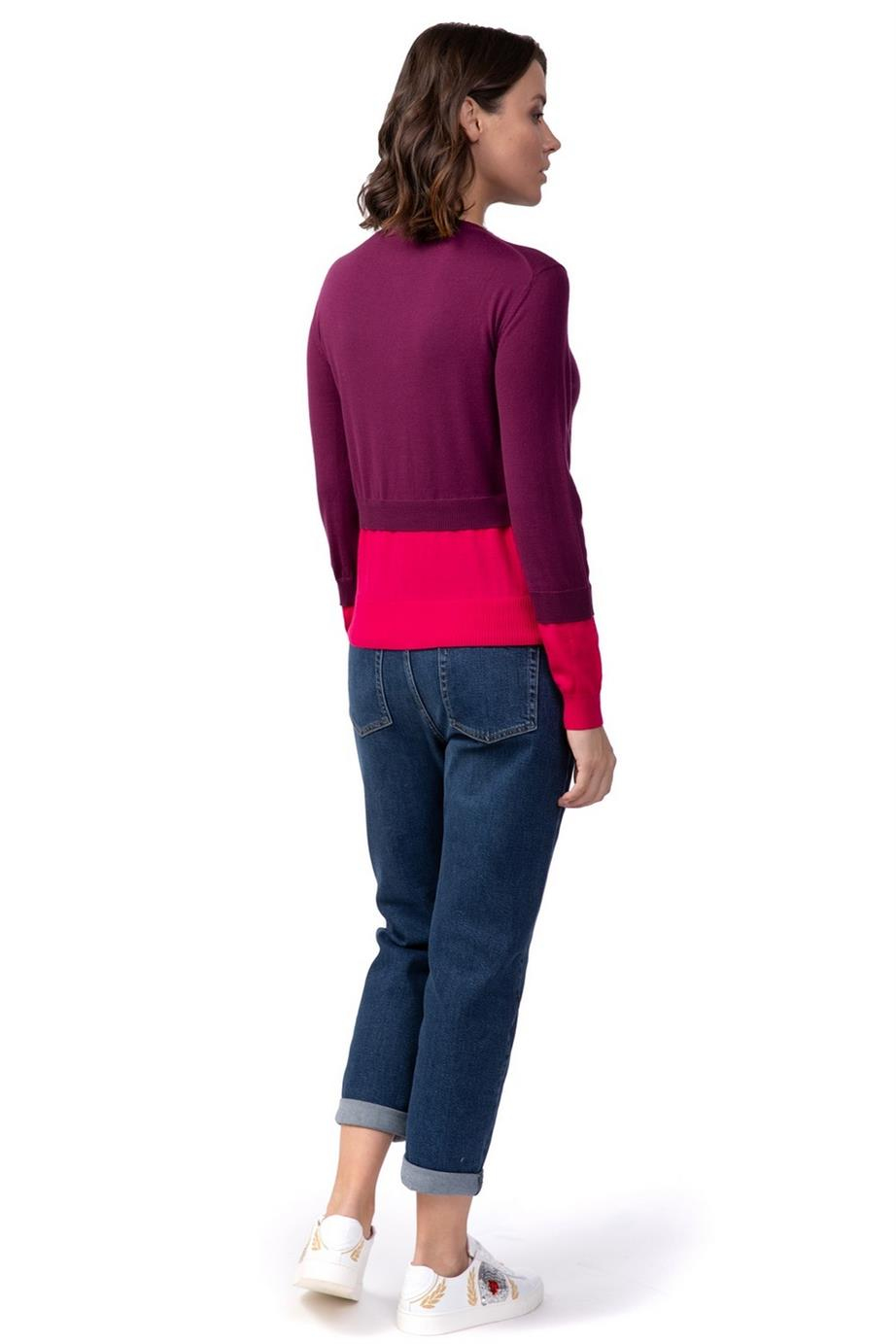 ESCADA  HIRKA