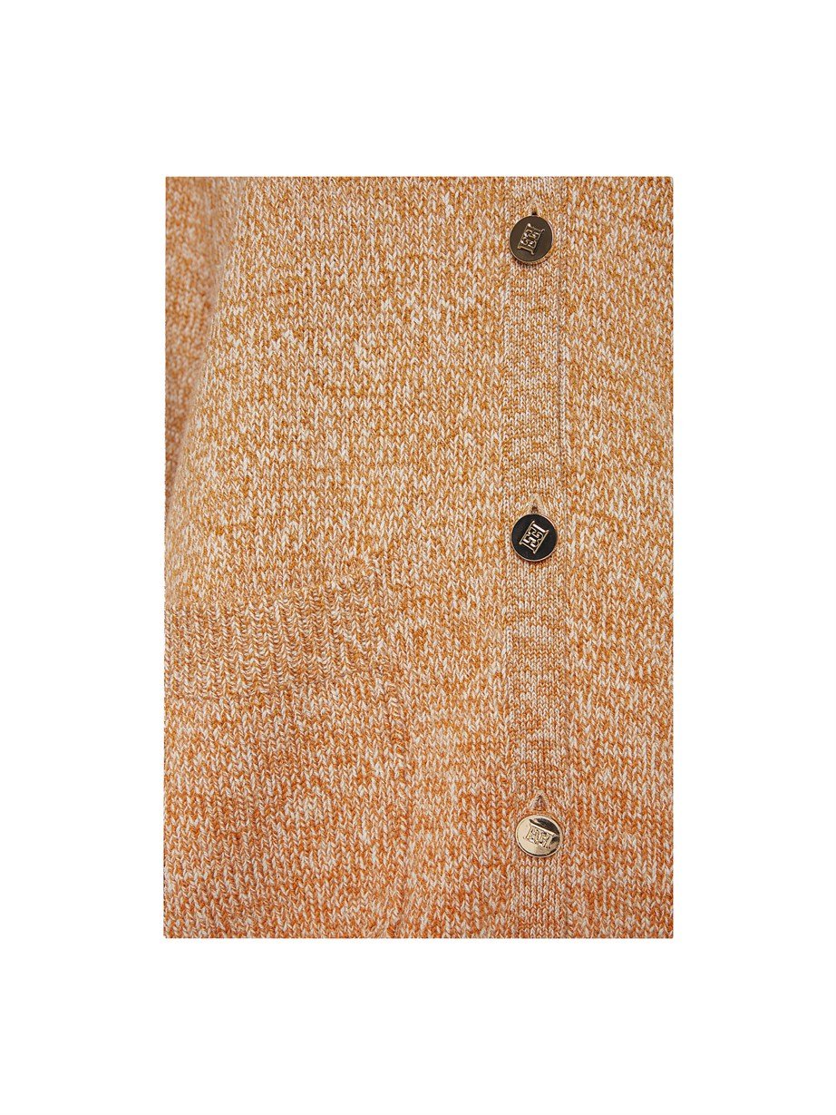 ESCADA  HIRKA