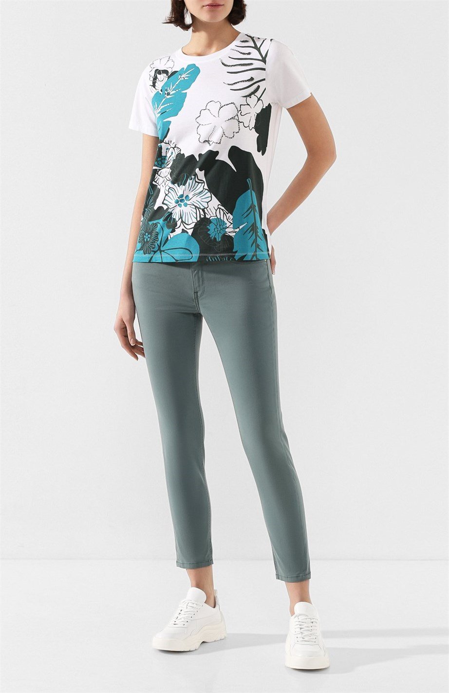 ESCADA  JEAN PANTOLON