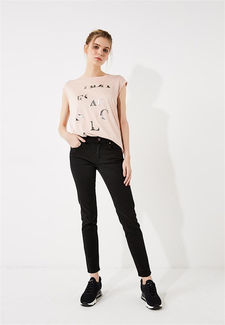 ESCADA  T-SHIRT