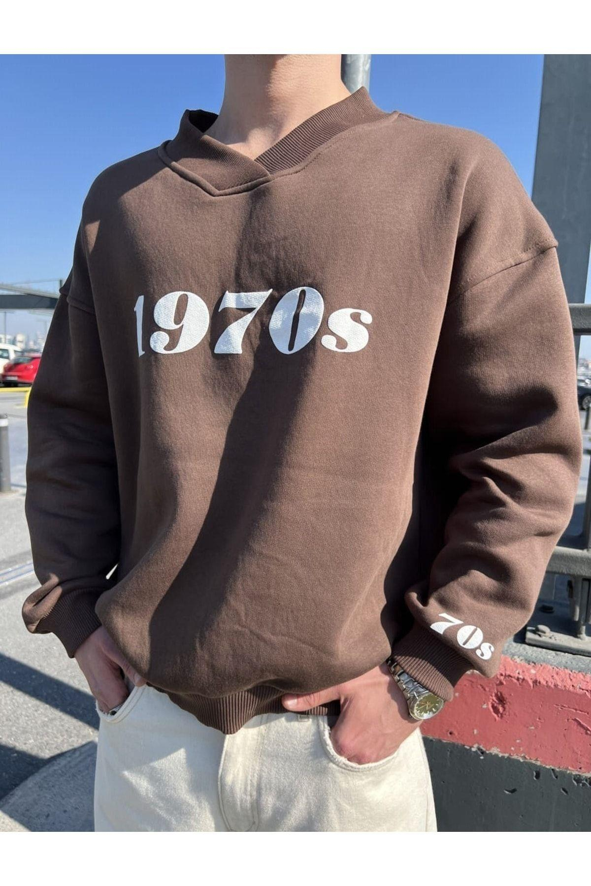 Mai 1970s Brown Oversize Unisex Sweatshirt