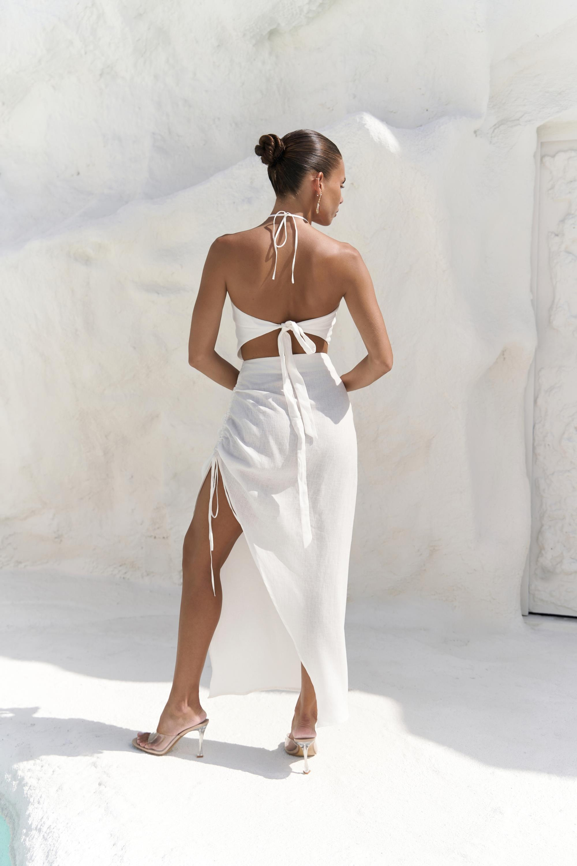 Abrossa Boyundan Bağcıklı Asimetrik Ekru Keten Elbise