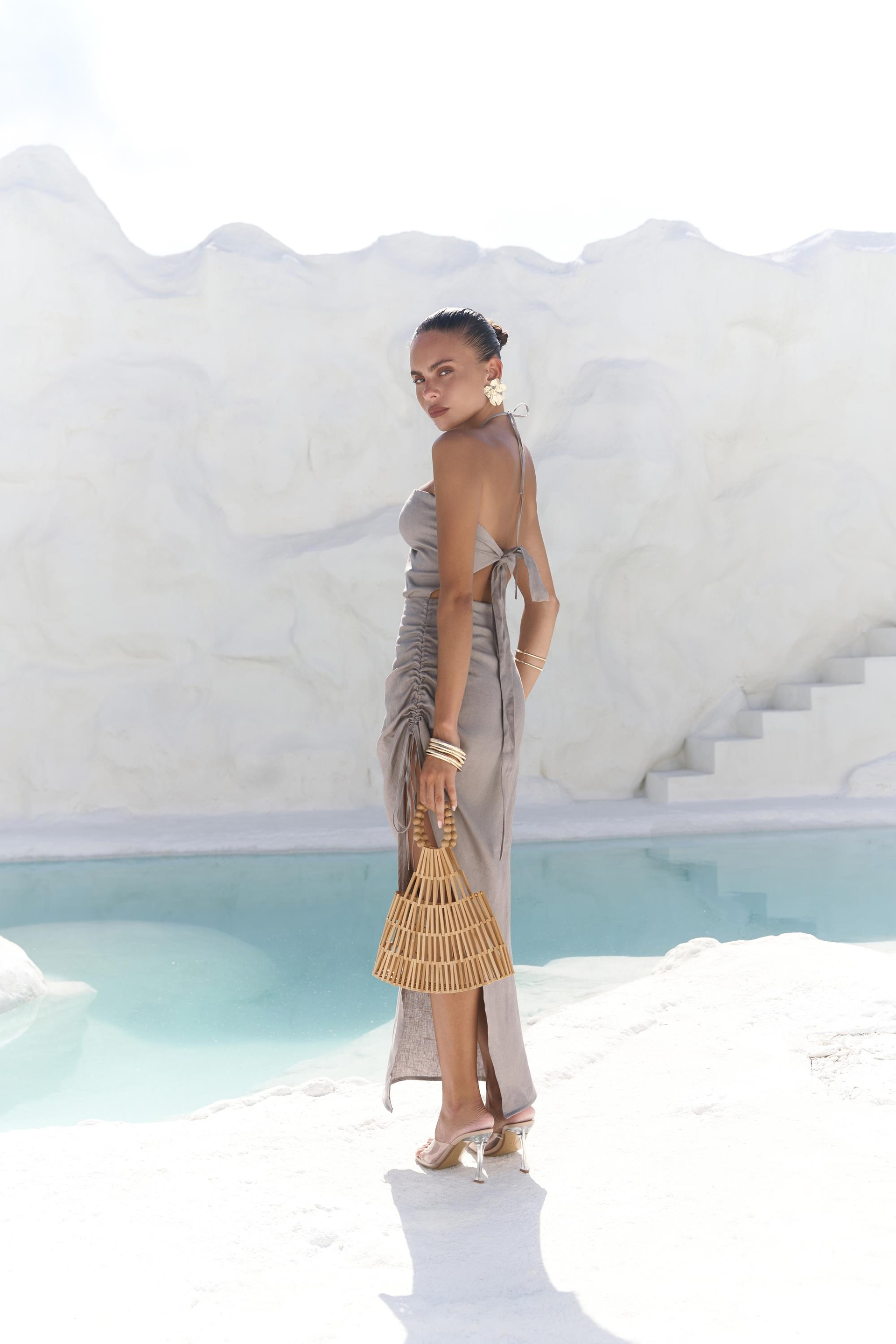 Abrossa Boyundan Bağcıklı Asimetrik Füme Keten Elbise