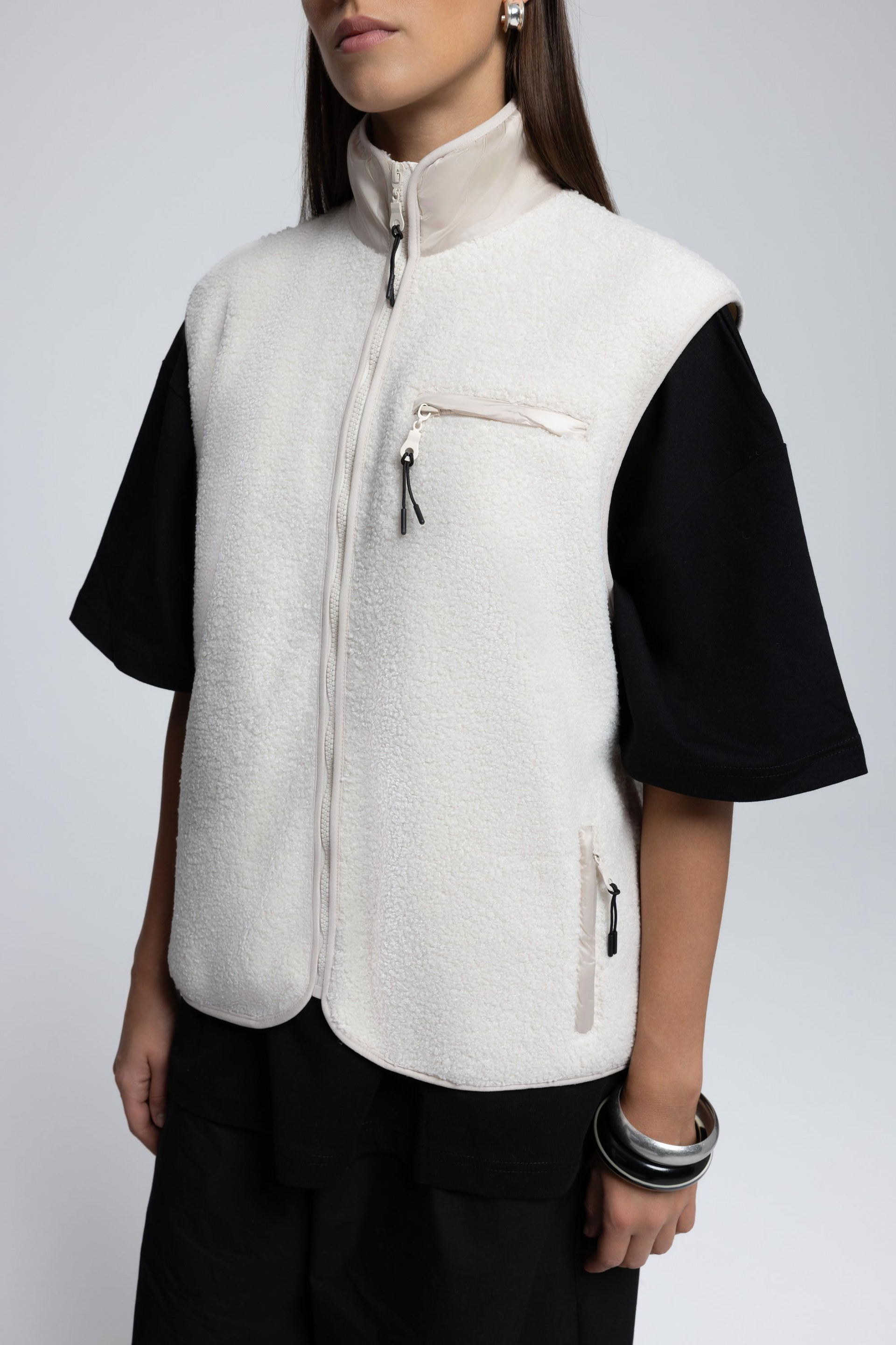 Alberg Beige Oversized Teddy Vest