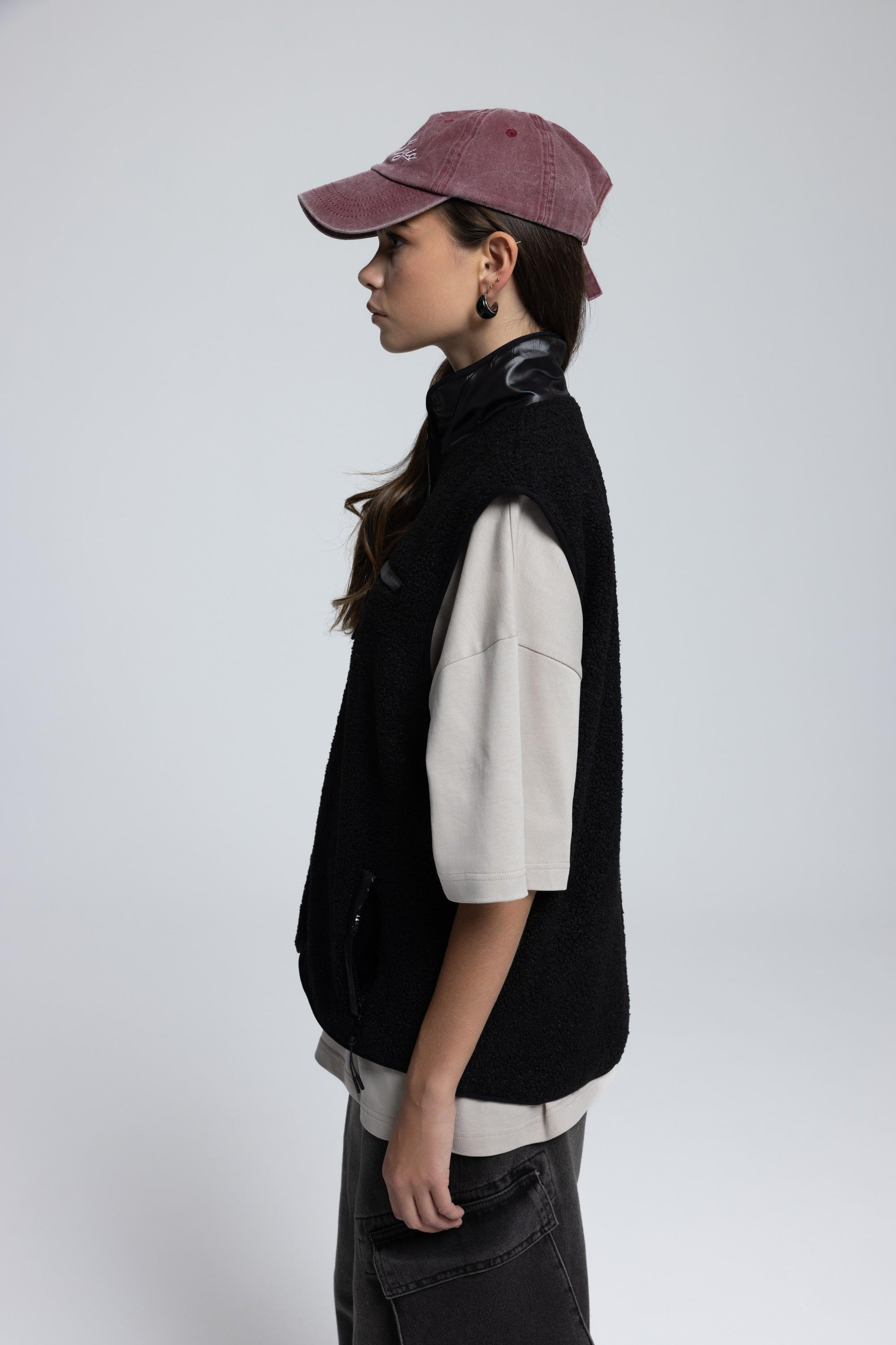 Alberg Siyah Salaş Teddy Yelek