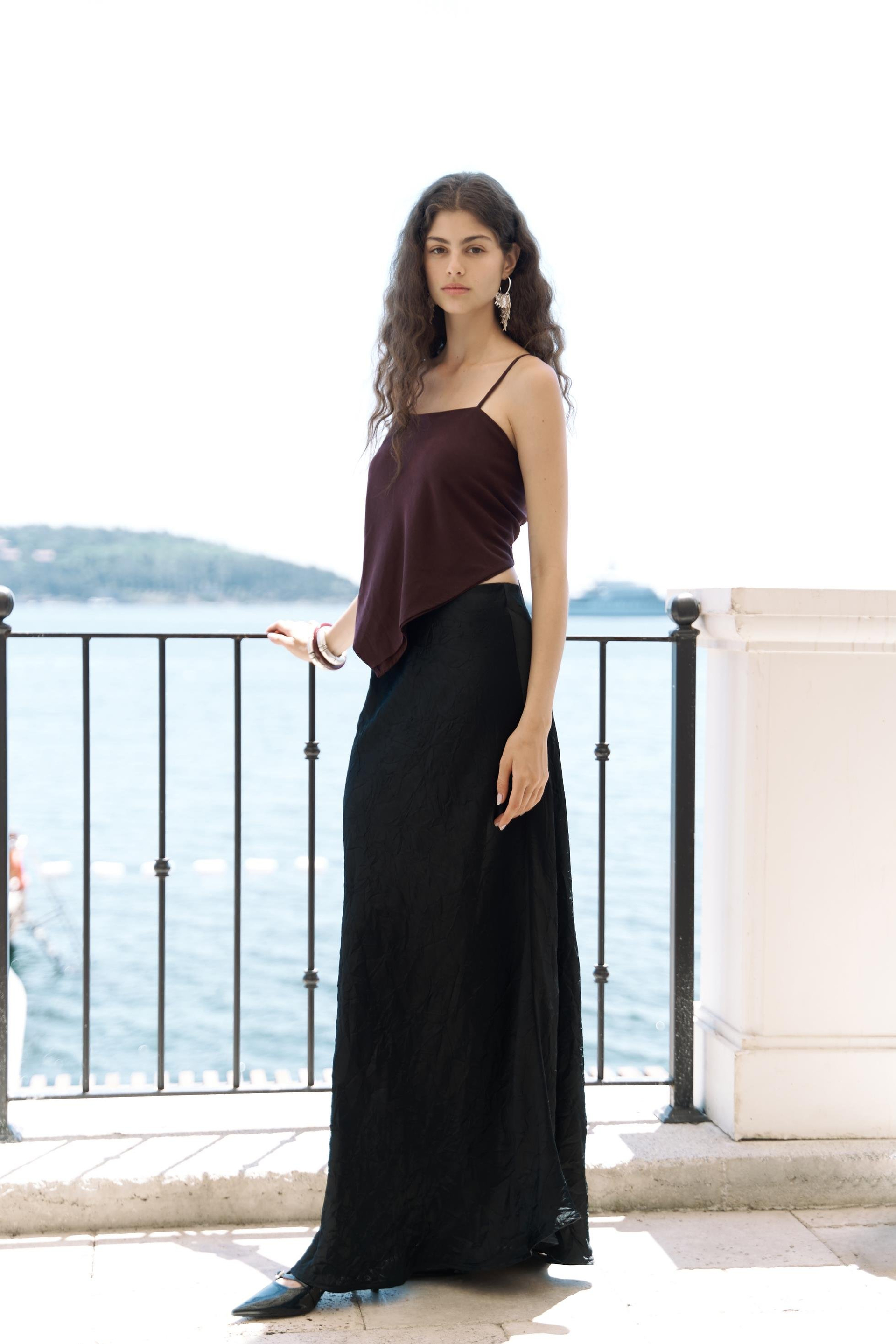 Alytih Üçgen Detay Bordo Crop