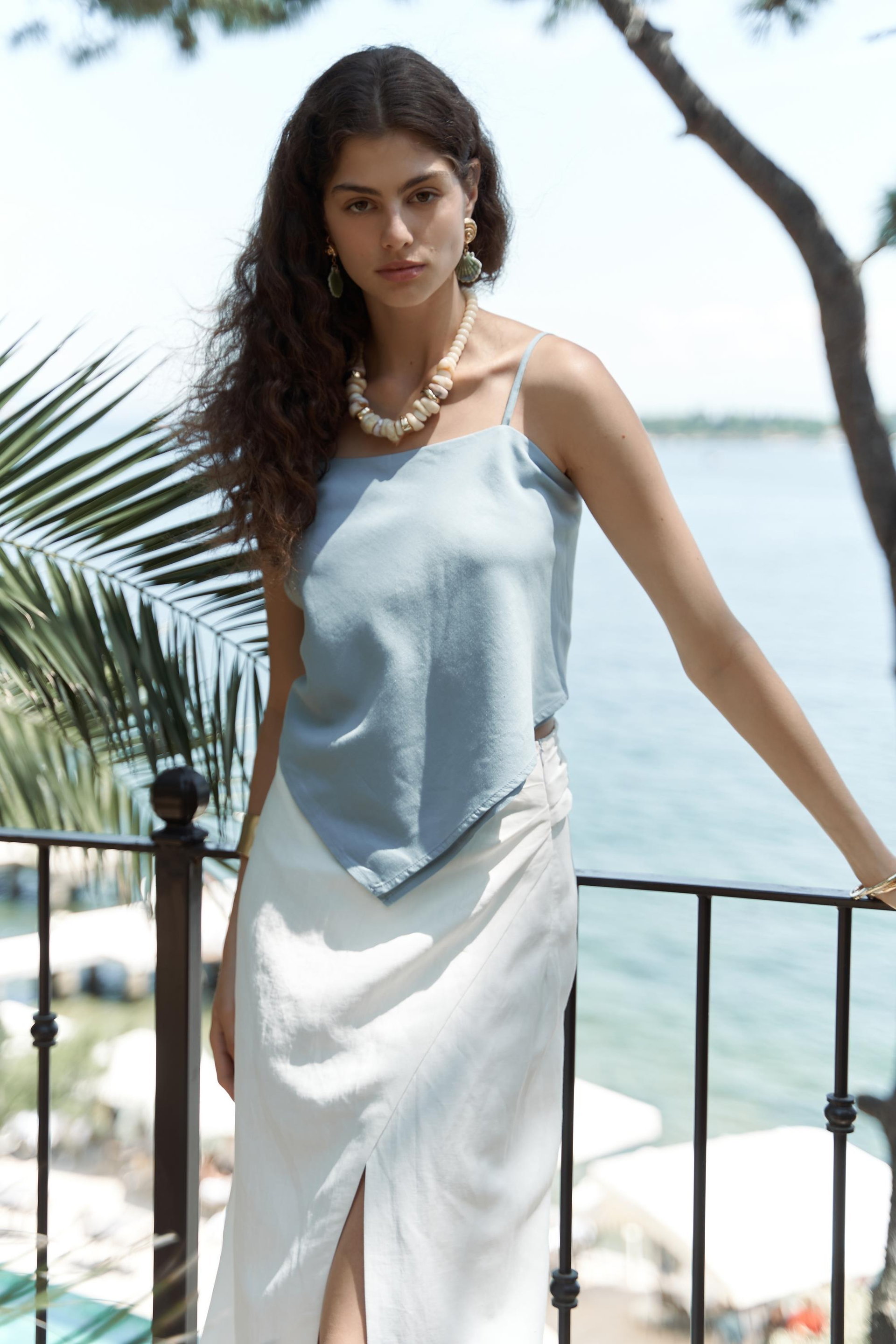 Alytih Üçgen Detay Mavi Crop