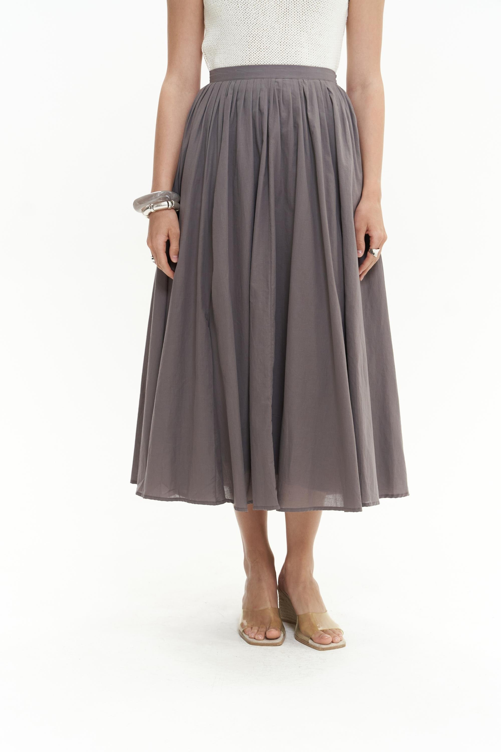 Amaya Bilek Hizasında Pileli Füme Etek