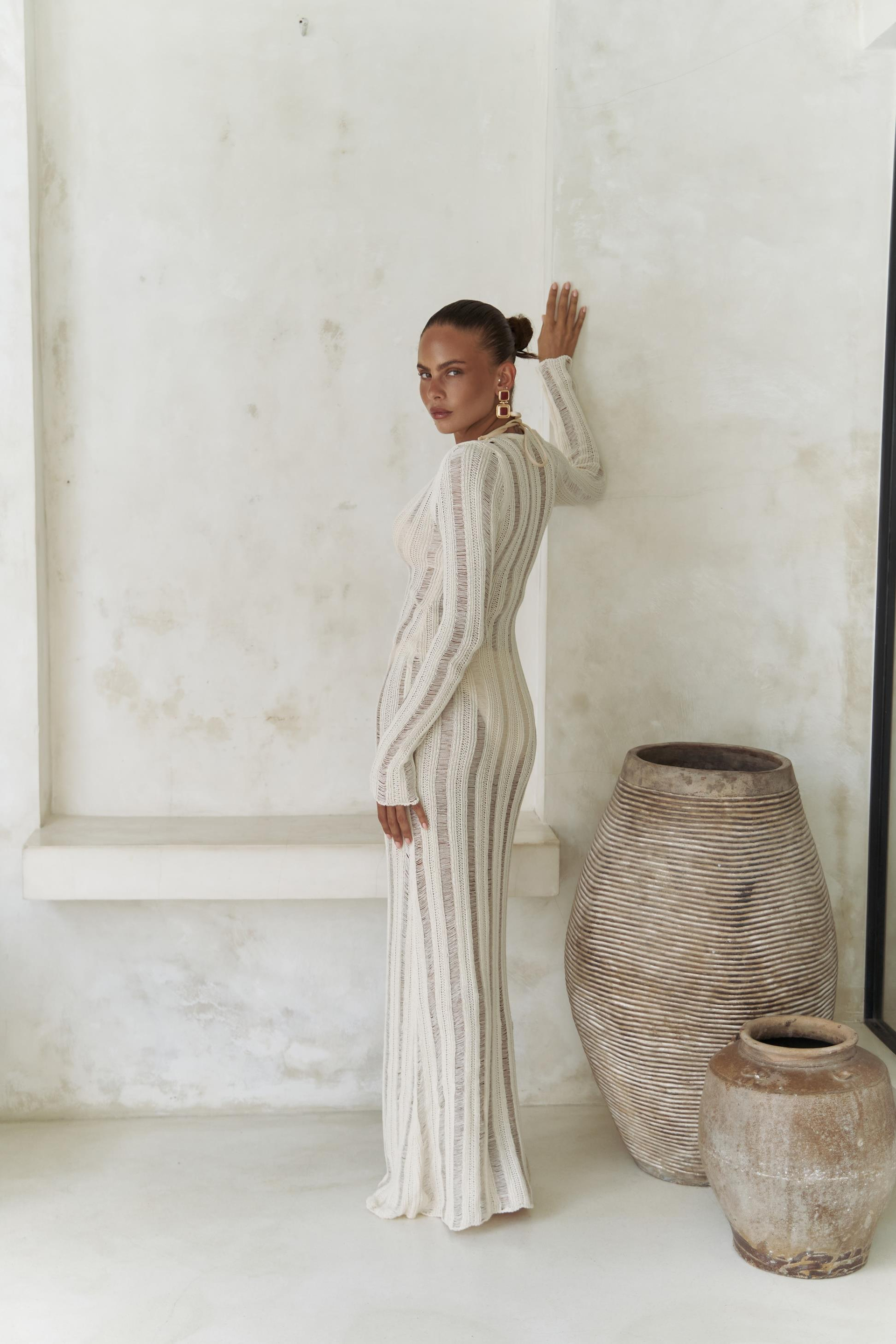 Anandra Boncuk Detay Bej Triko Uzun Elbise