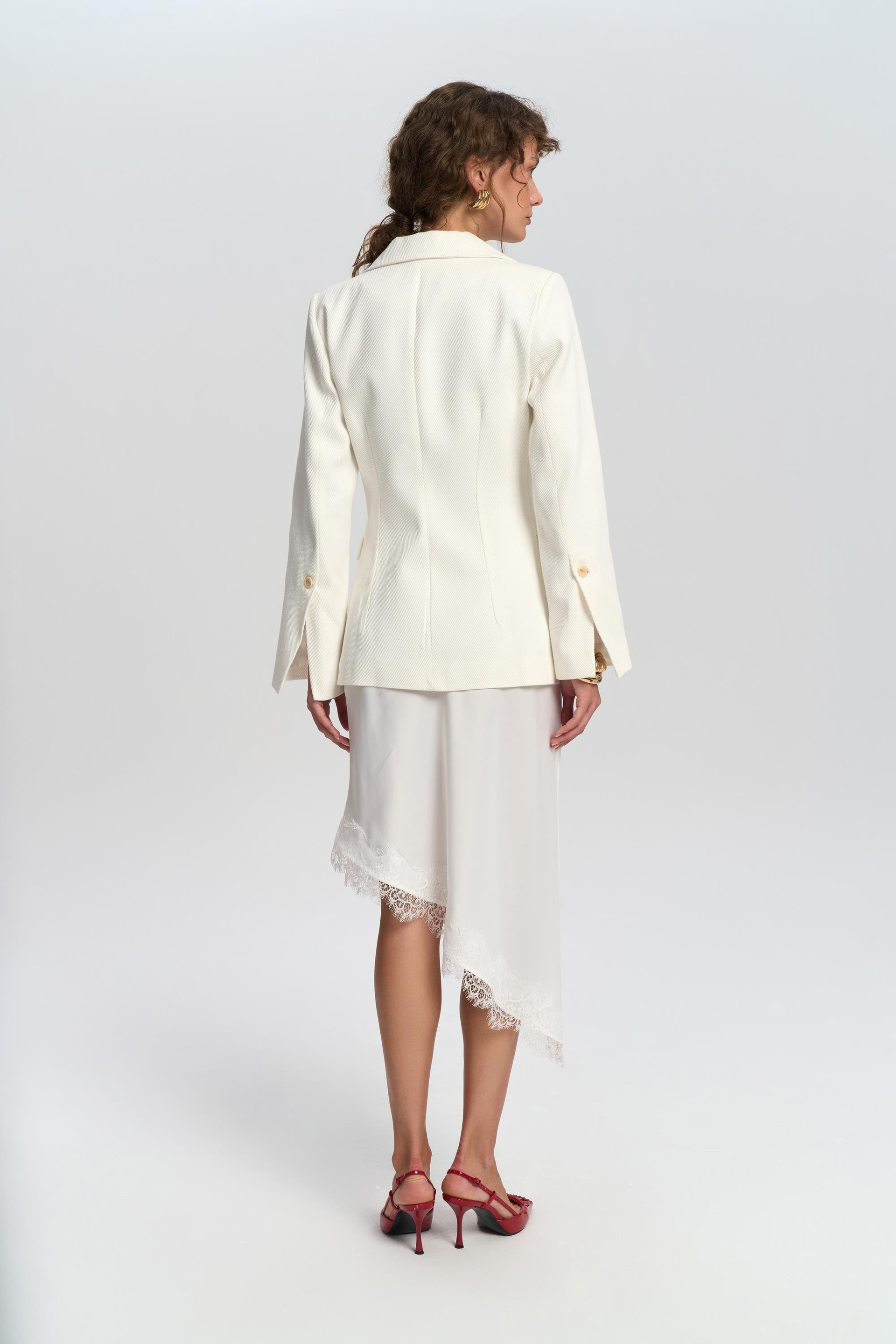 Anisah Belden Oturmalı Ekru Blazer