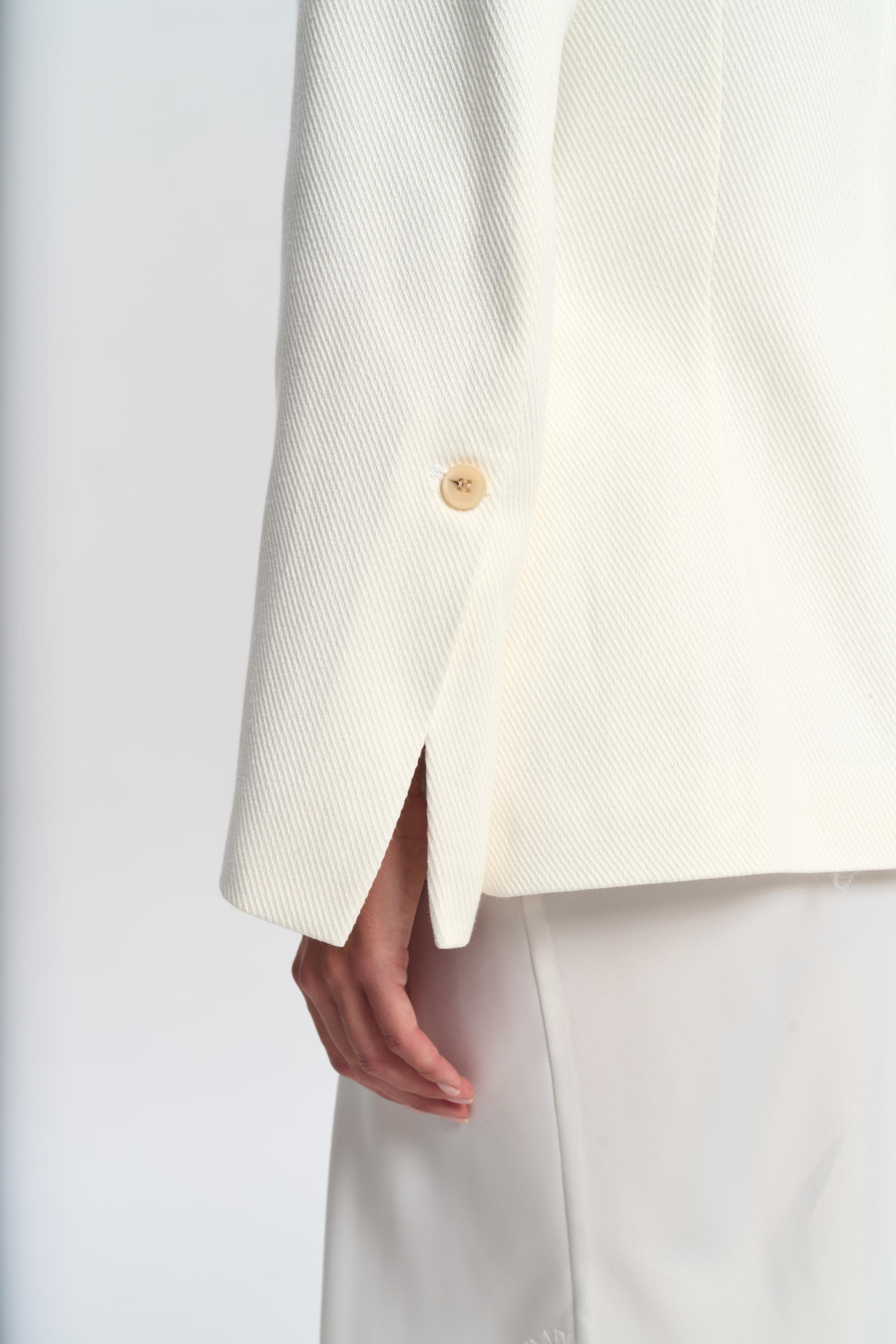 Anisah Belden Oturmalı Ekru Blazer