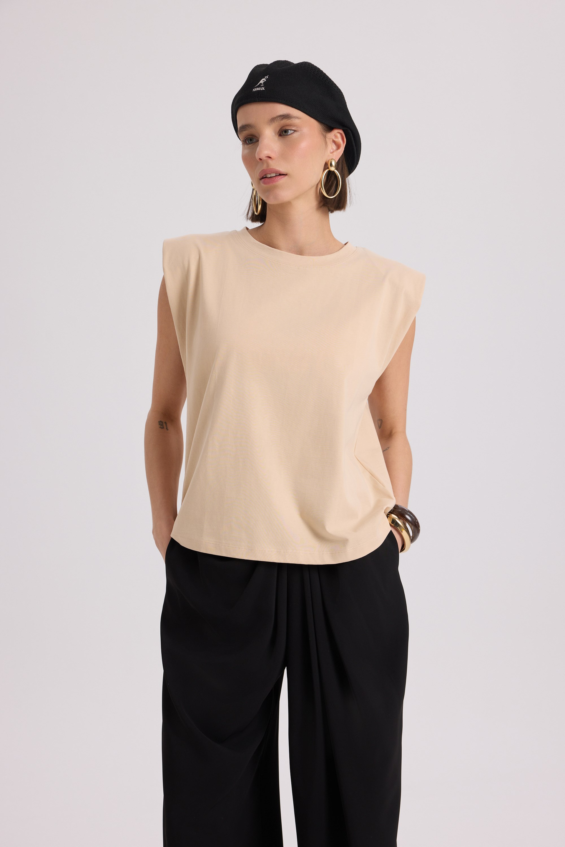 Armanda Vatkalı Vizon T-shirt