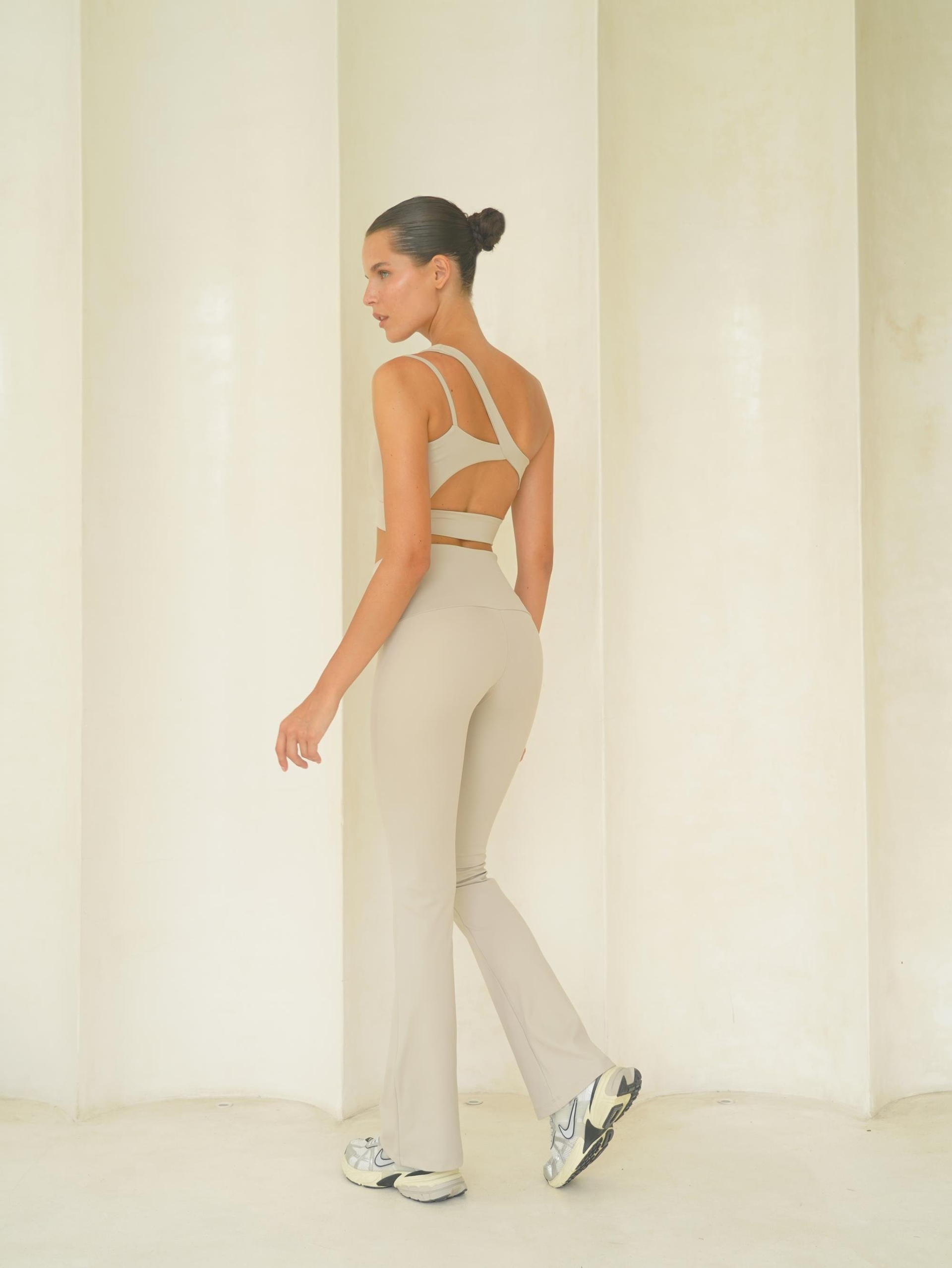 Asana Geniş Paça Spor Taş Pantolon