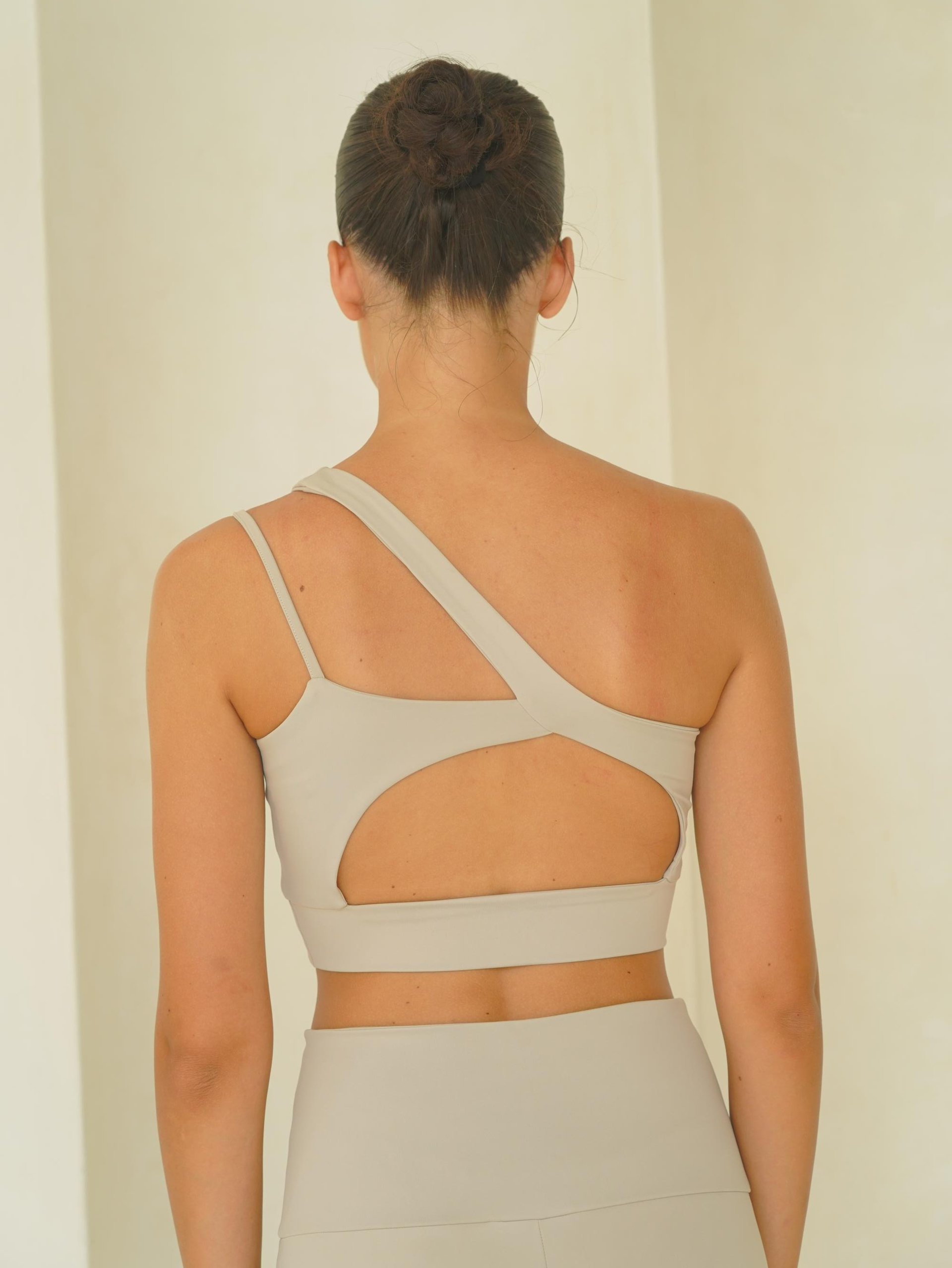 Asana Omuz Detay Spor Taş Crop