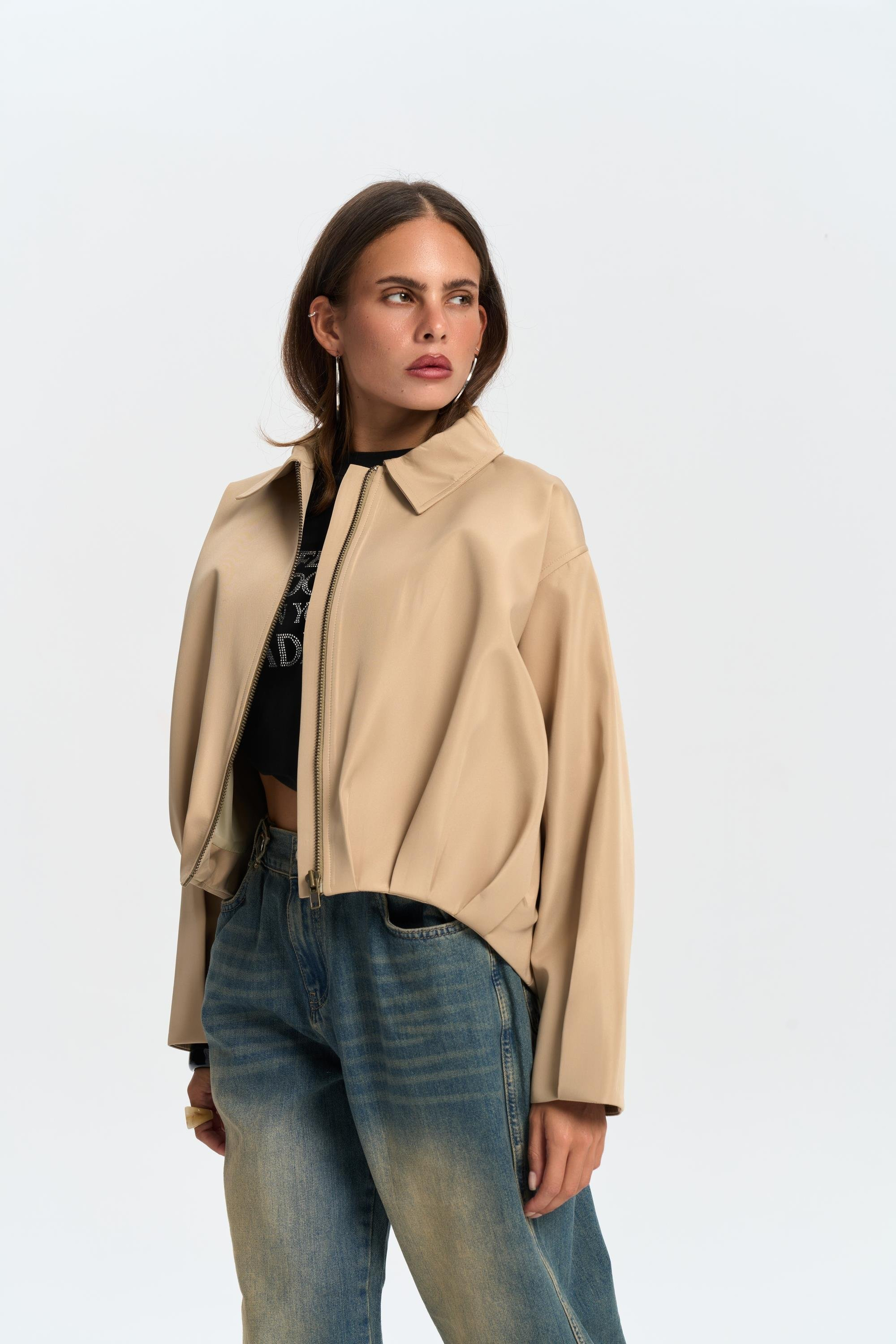 Astrid Mevsimlik Bej Kısa Bomber Ceket