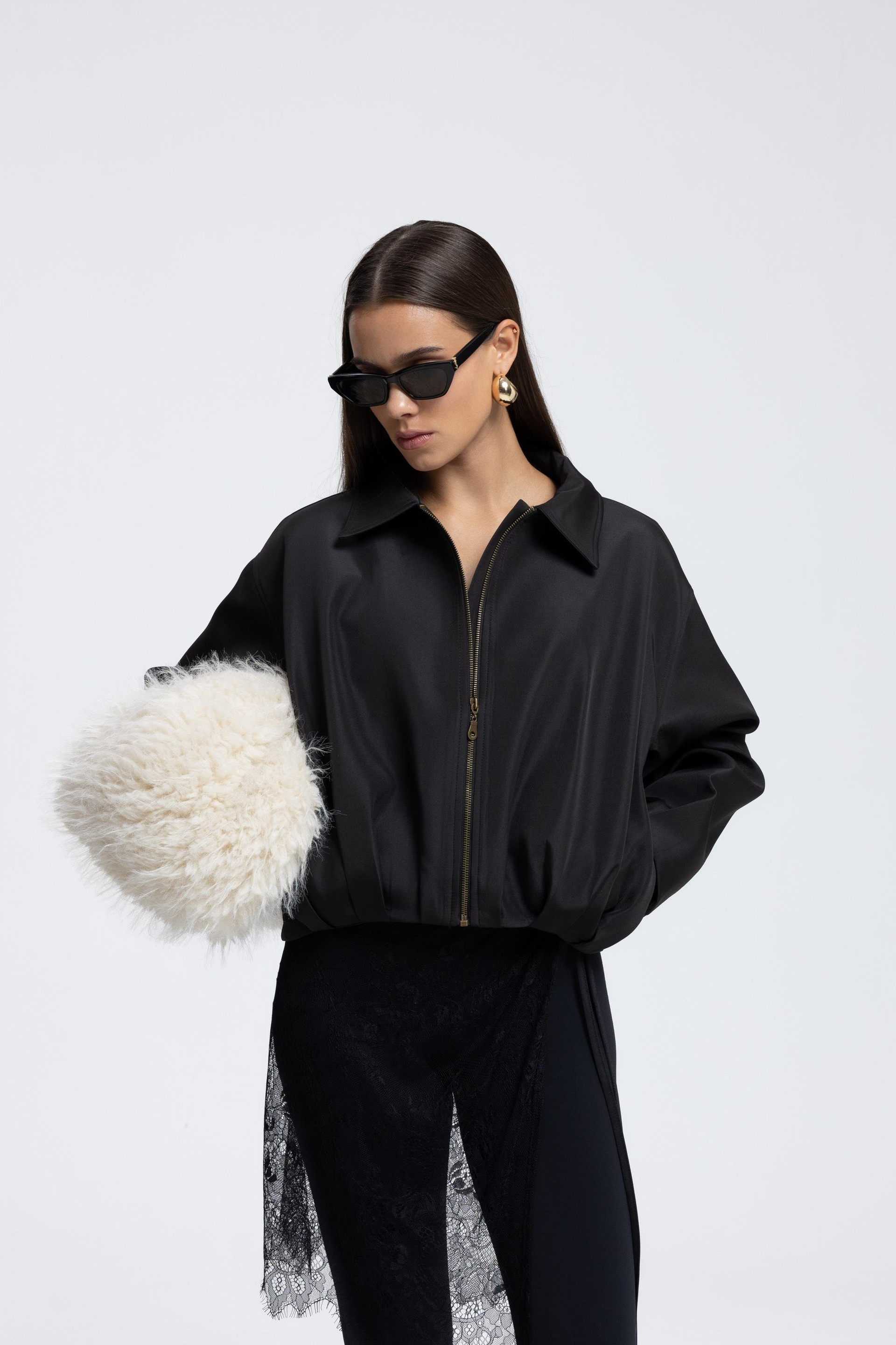 Astrid Mevsimlik Siyah Kısa Bomber Ceket