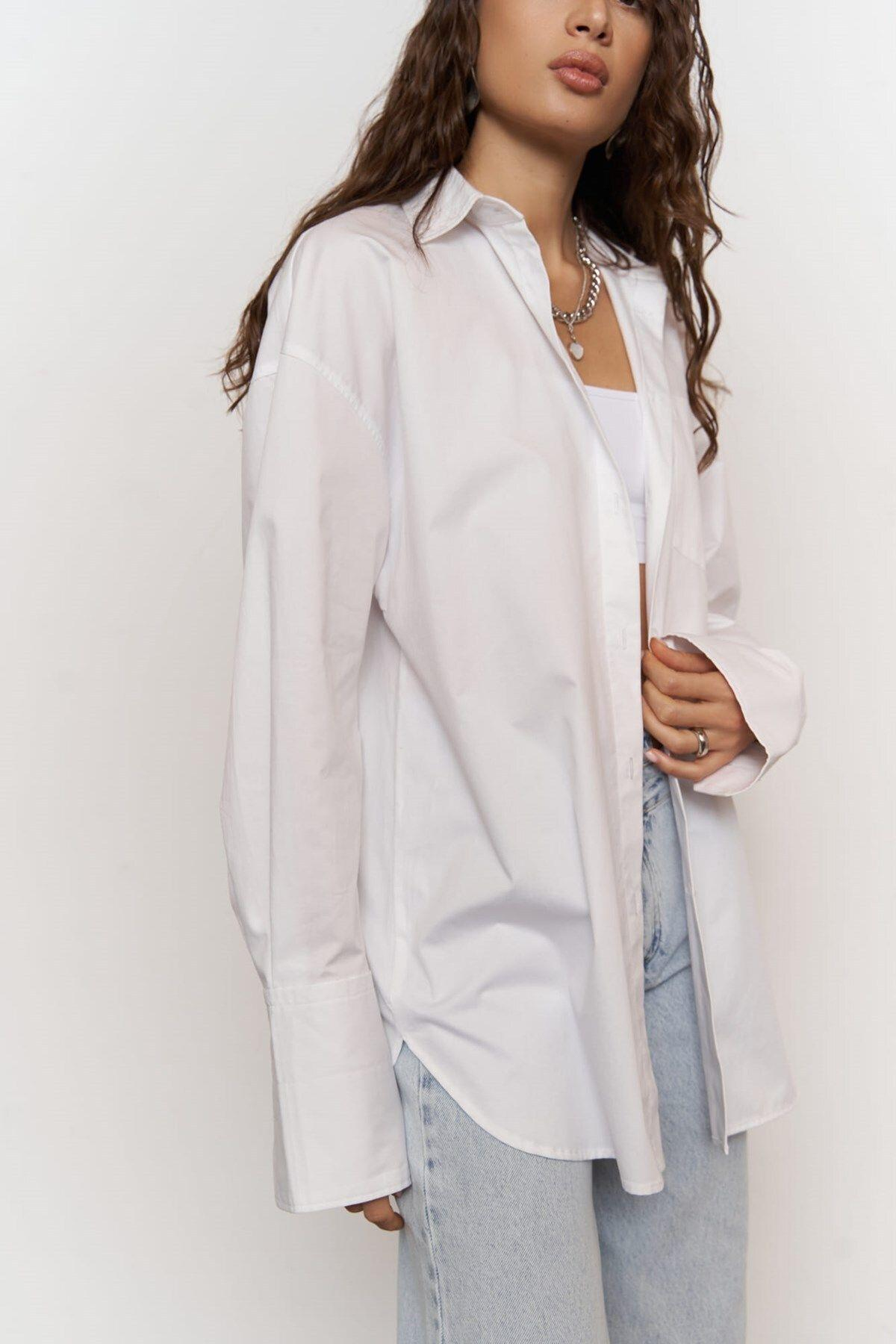 Avery Oversize Beyaz Gömlek