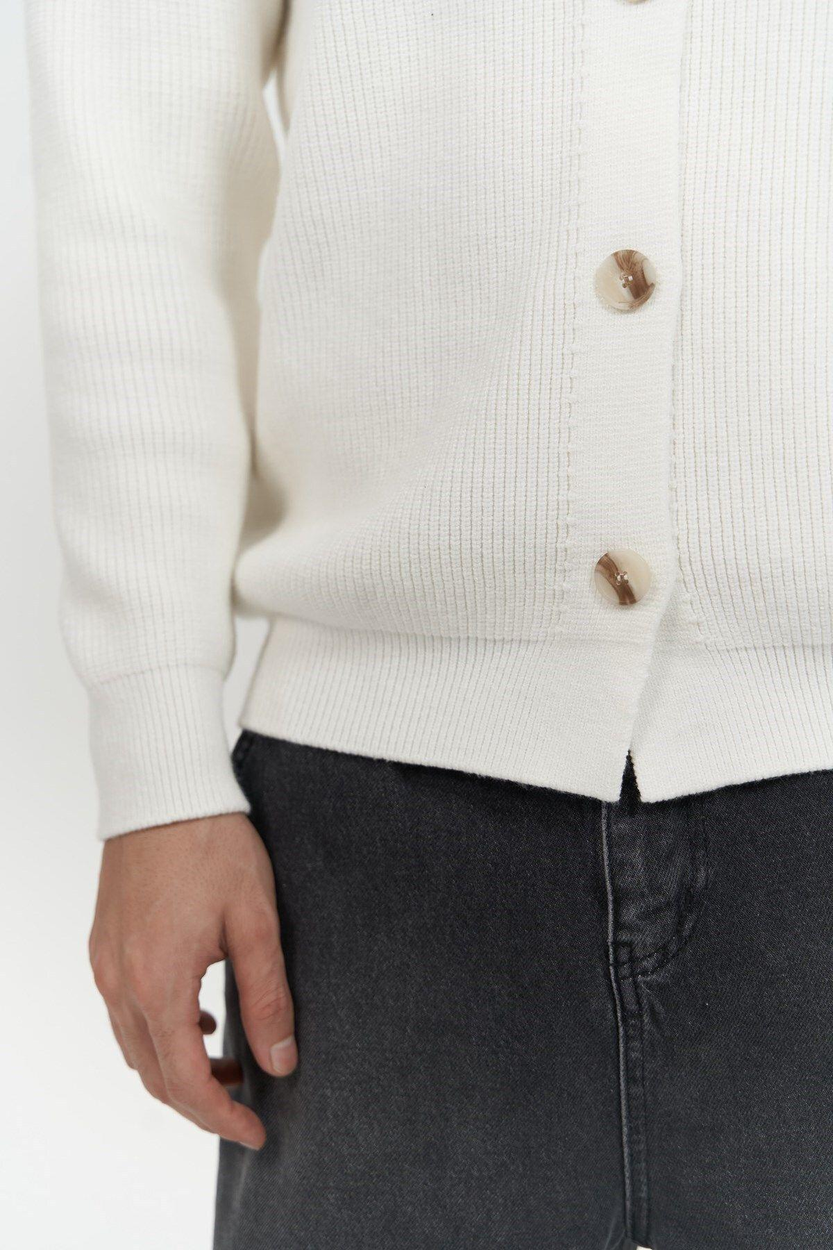 Bastian Men's Ecru Knit Cardigan with Button Detail