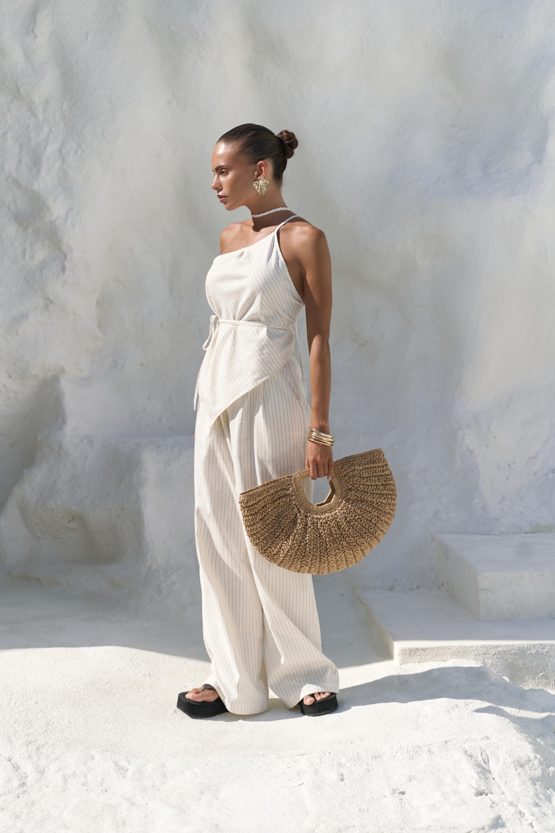 Behin Çizgili Bağlamalı Bej Crop Pantolon Takım