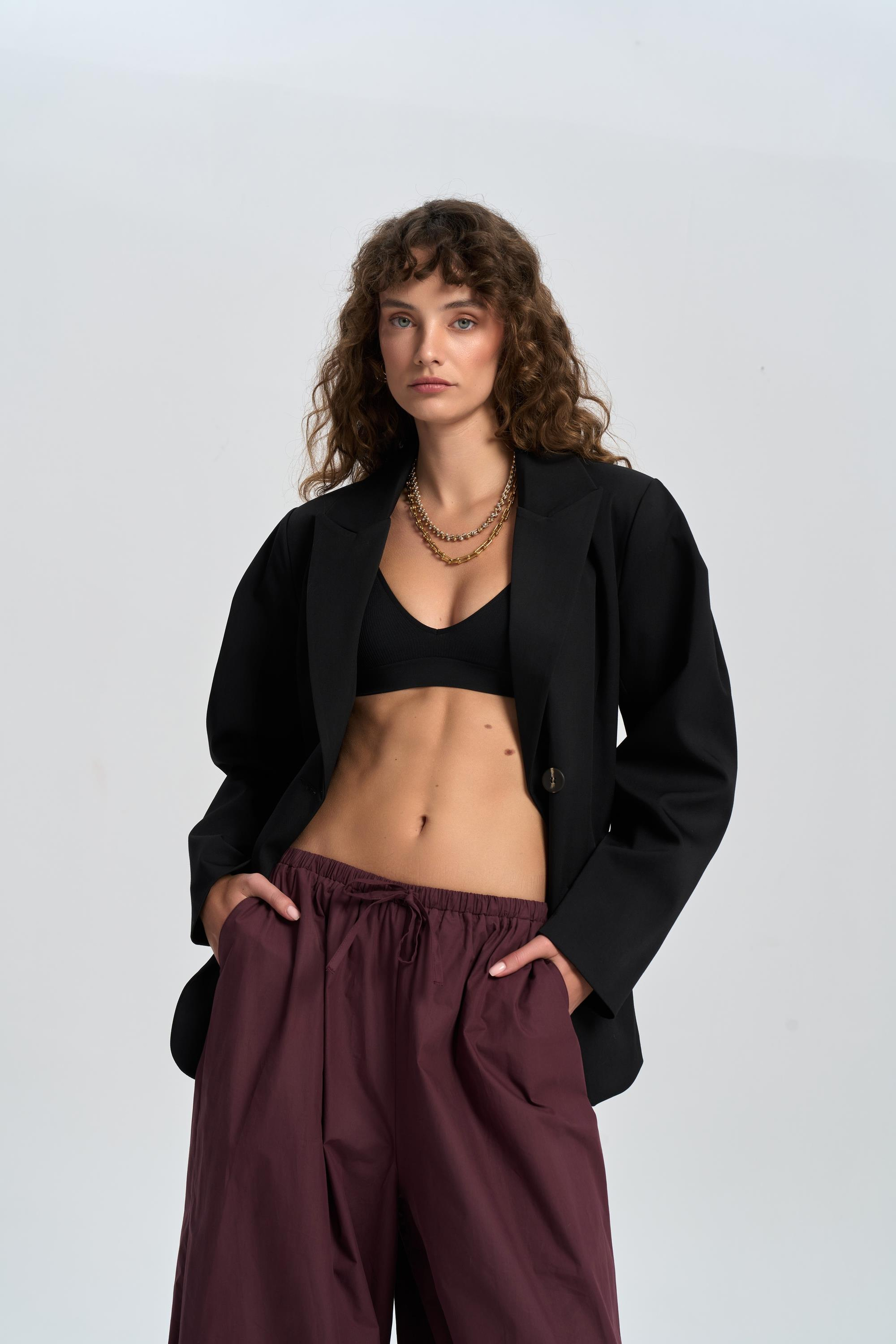 Briella Waist-Fitted Black Blazer