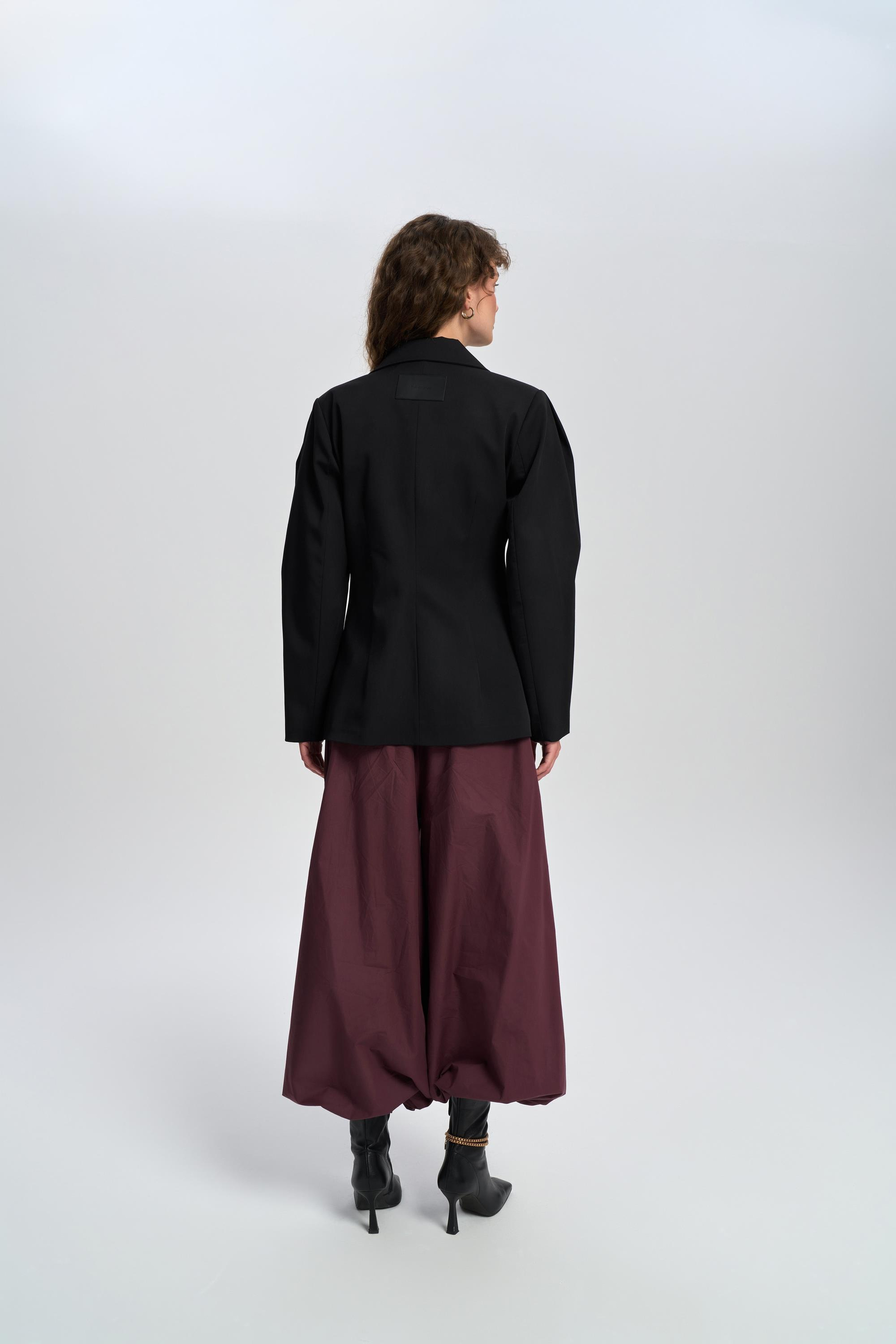 Briella Waist-Fitted Black Blazer
