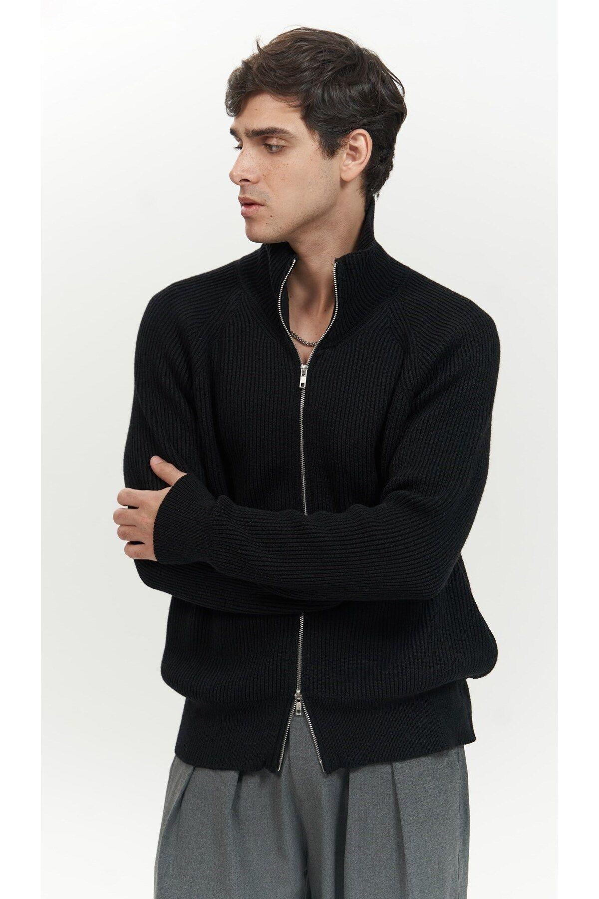 Brock Men's Black Zip-Up Knit Cardigan