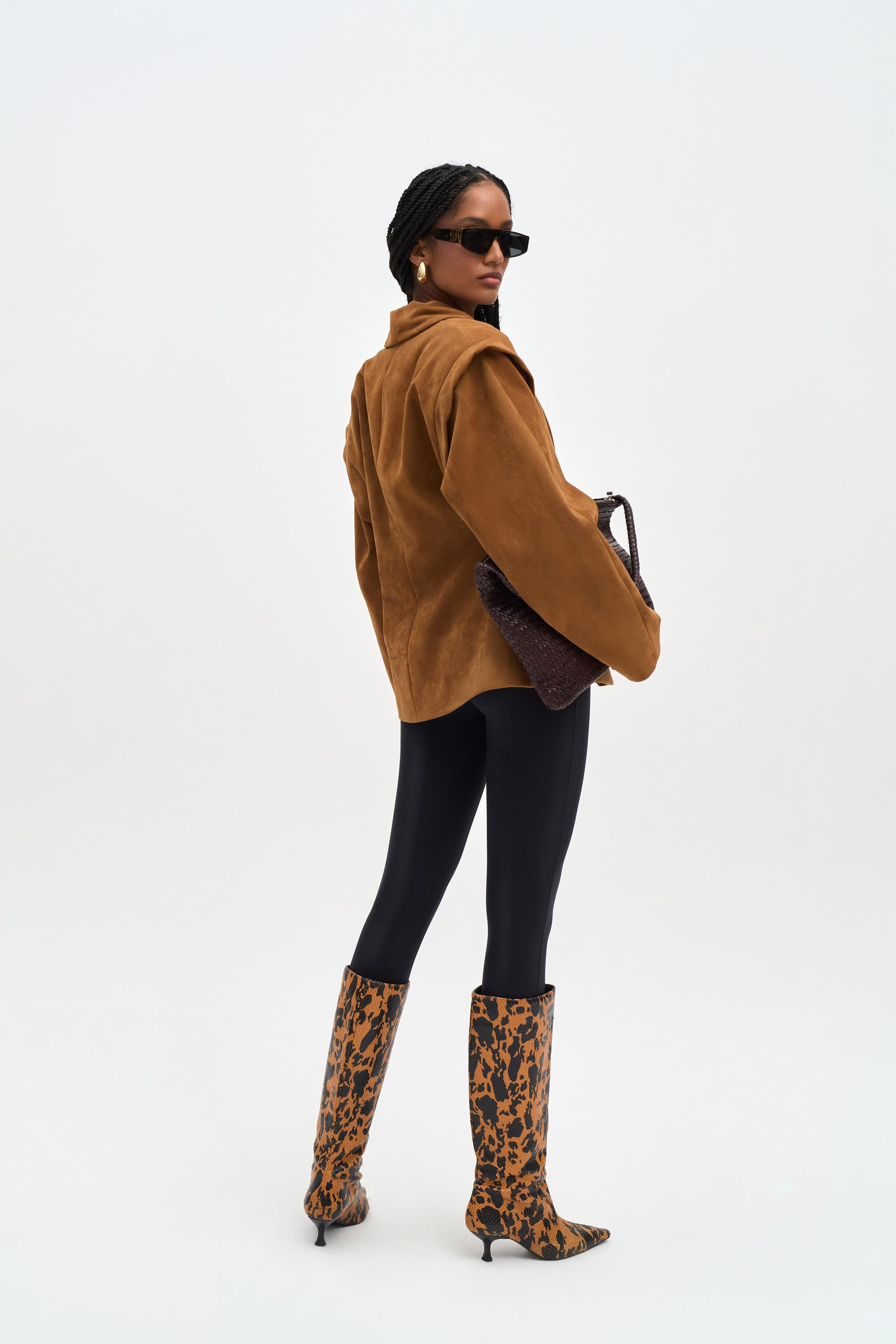 Bronte Omuz Detaylı Camel Blazer
