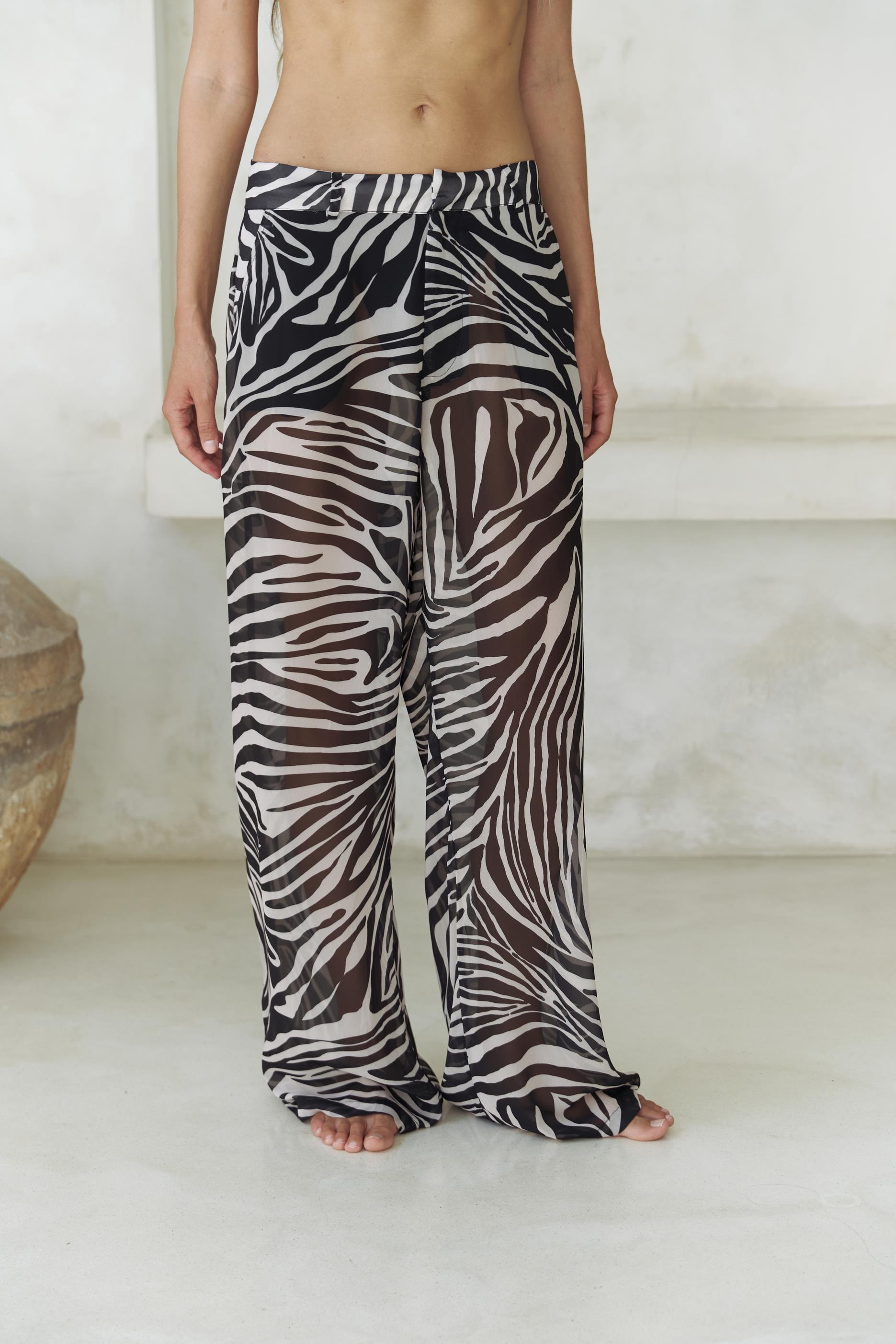 Budiono Transparan Patlı Siyah Pantolon