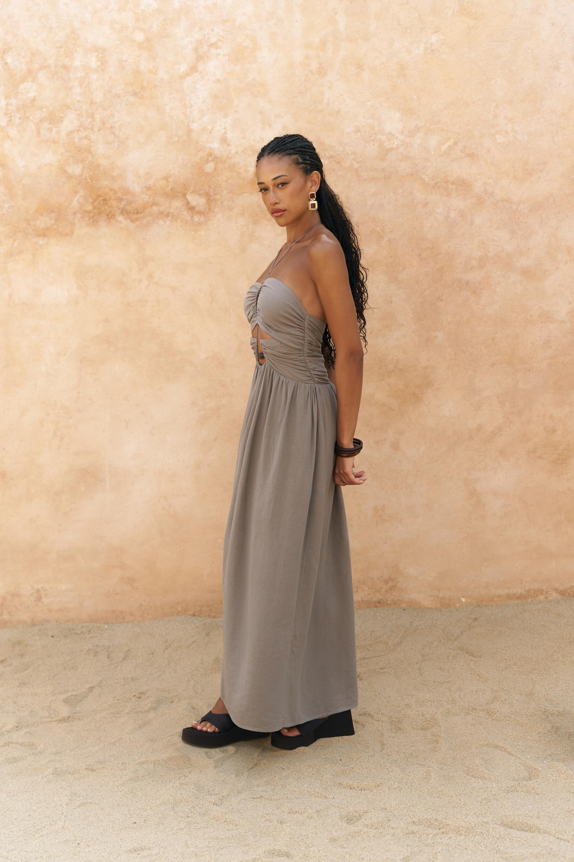 Burnika Boncuk Detay Füme Keten Elbise