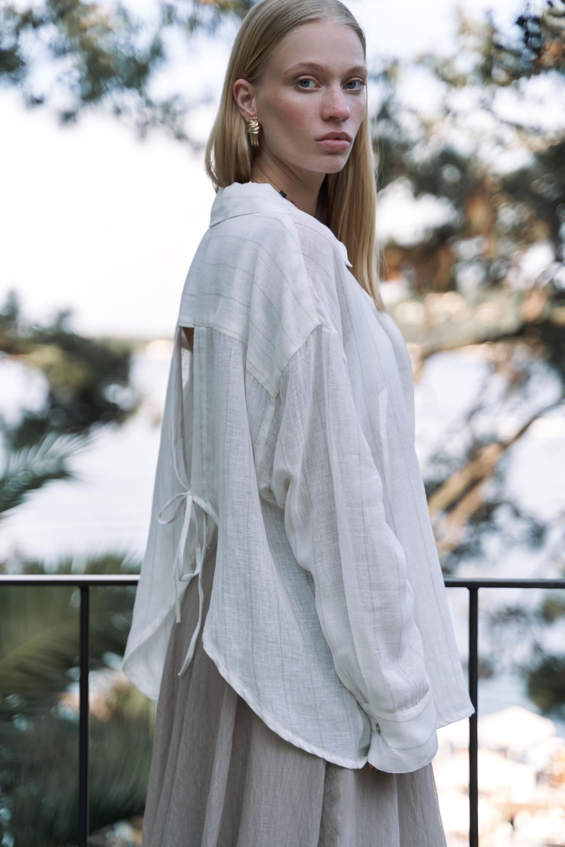 Calynn Sırt Dekolteli Çizgili Ekru Keten Gömlek